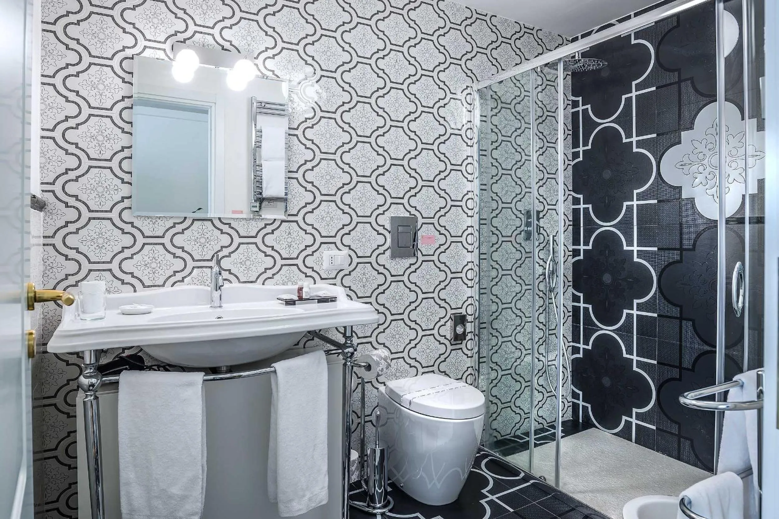 Bathroom in Ingrami Suites and Spa