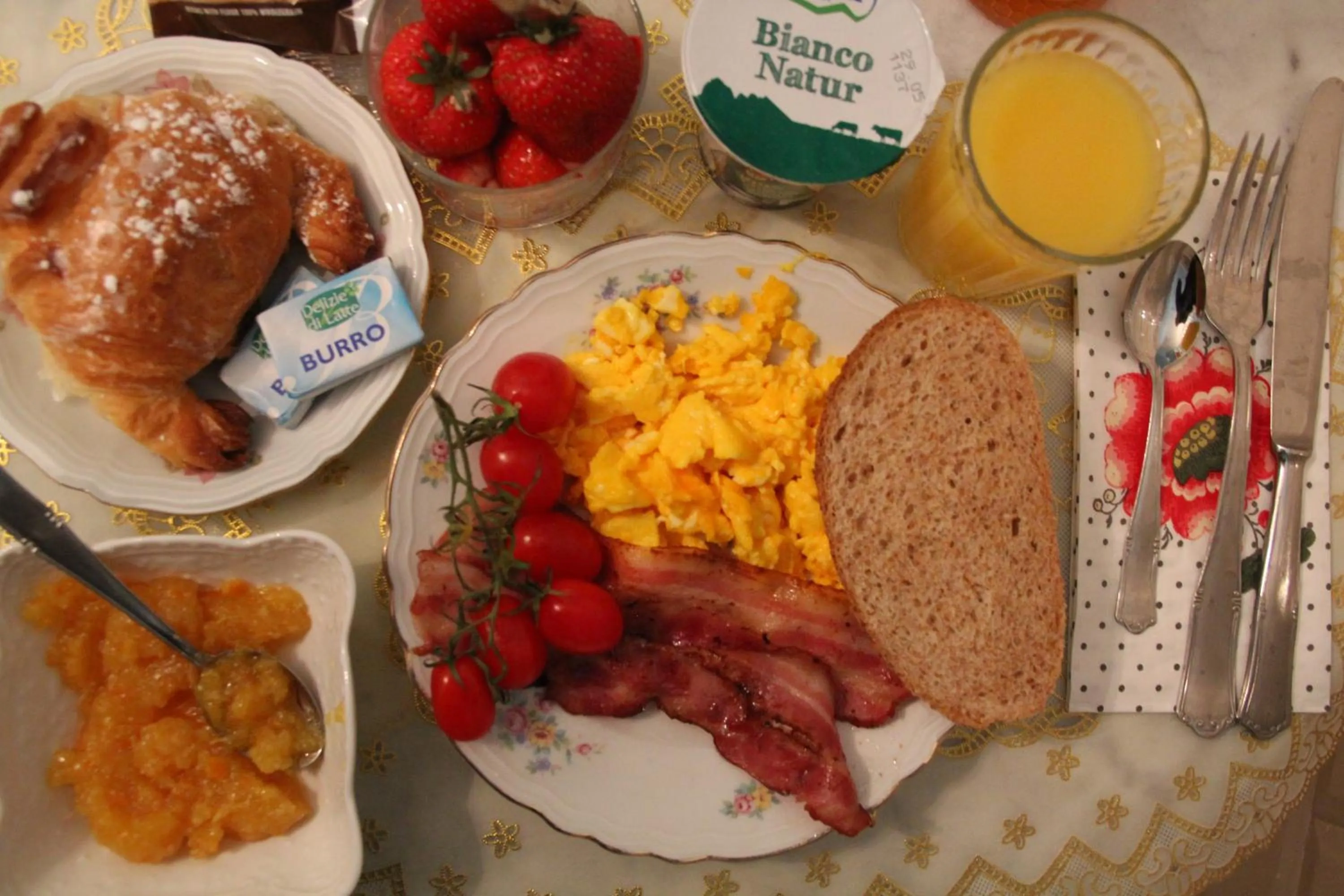 Food and drinks in Ingrami Suites and Spa