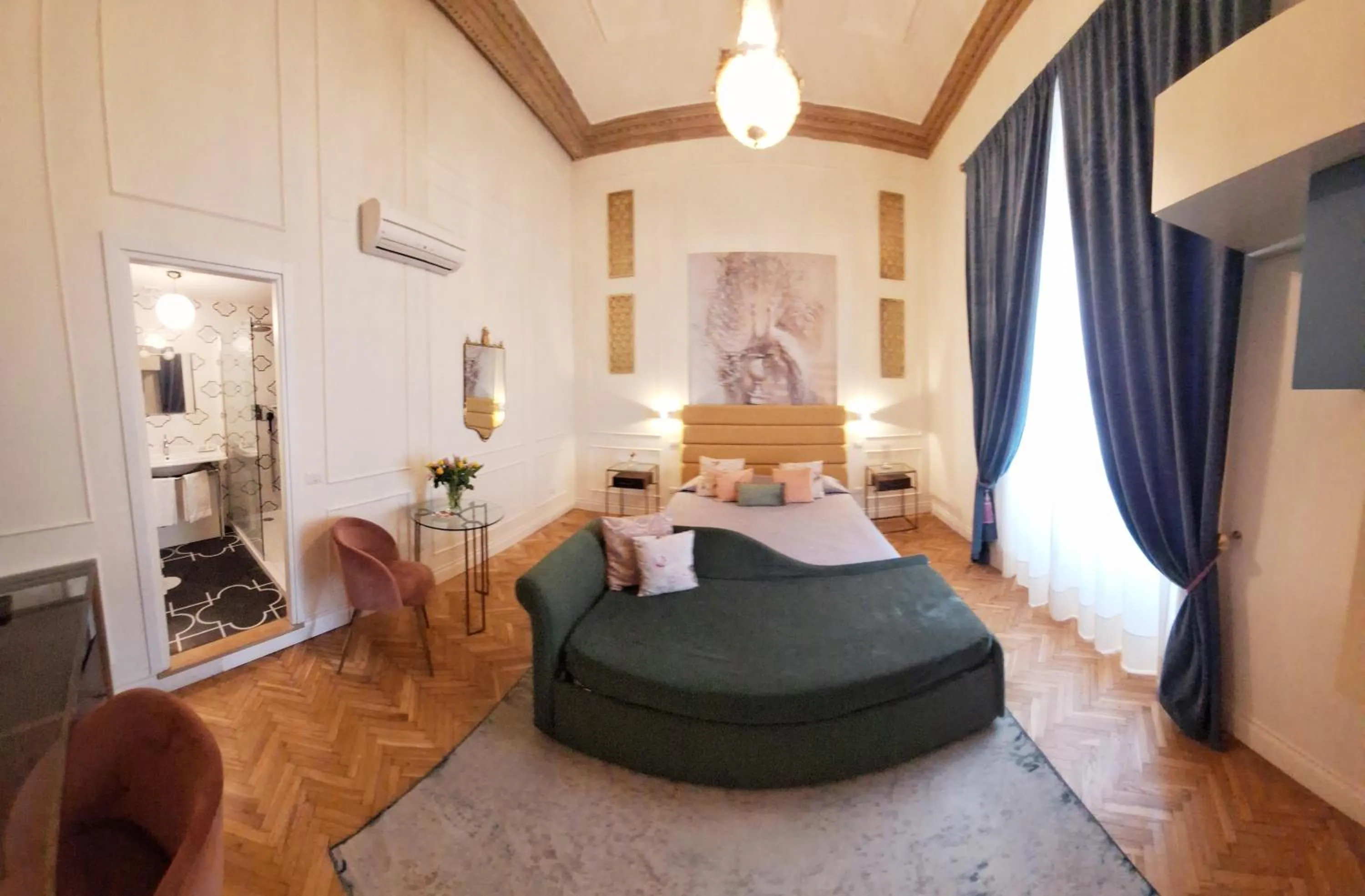 Bed in Ingrami Suites and Spa