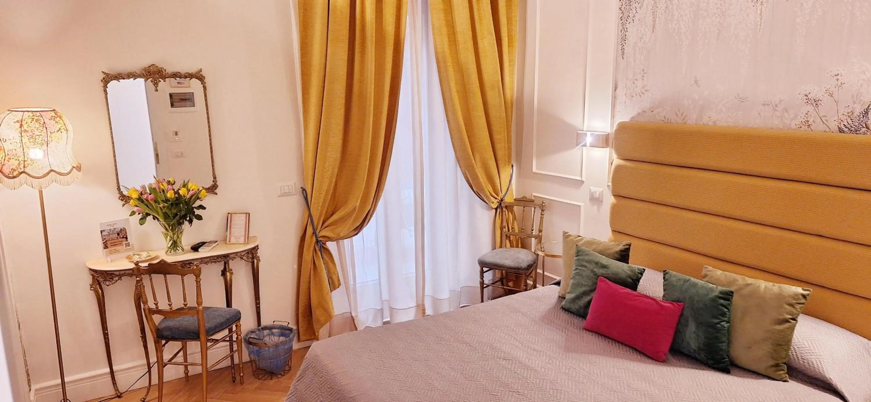 Bed in Ingrami Suites and Spa