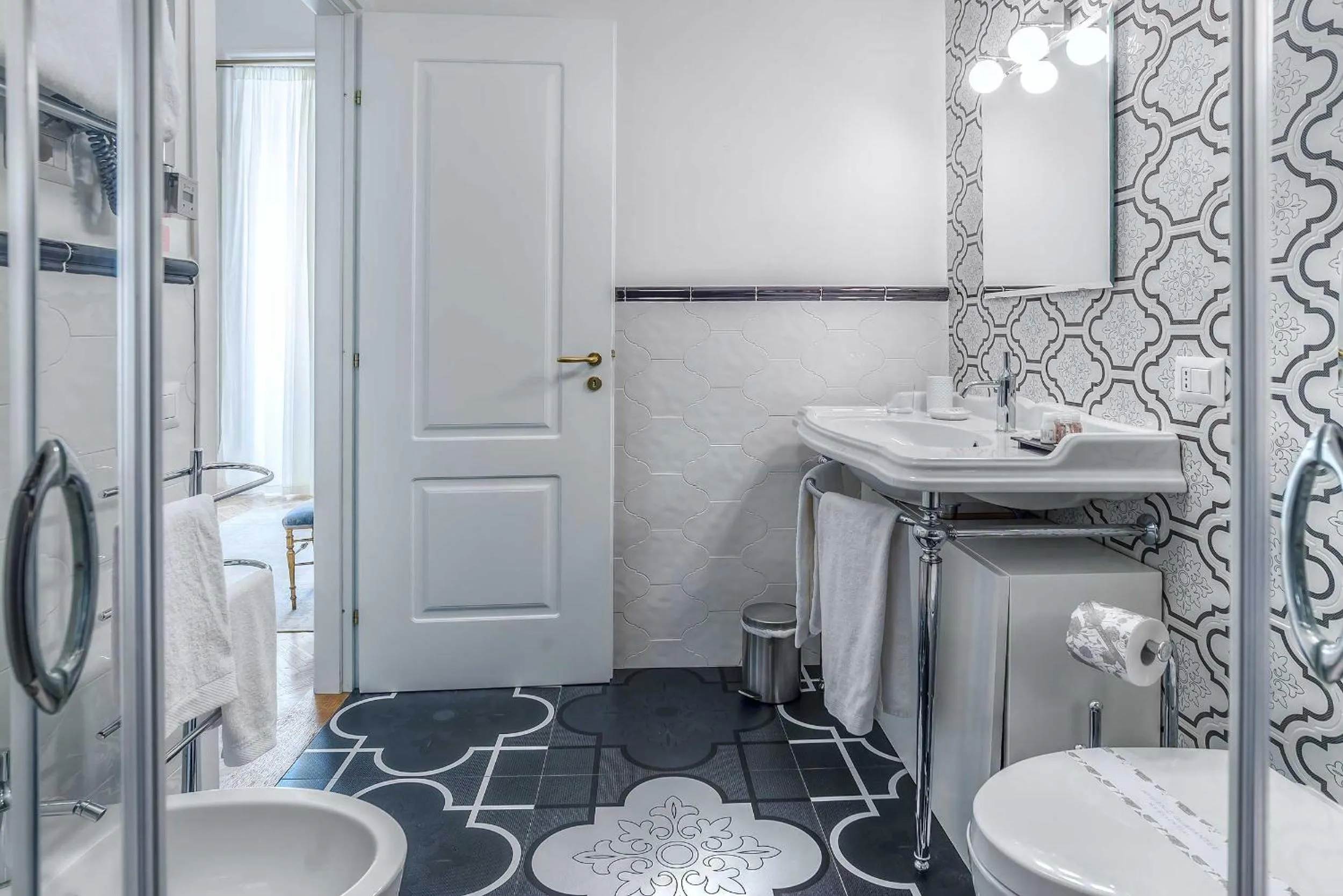 Bathroom in Ingrami Suites and Spa