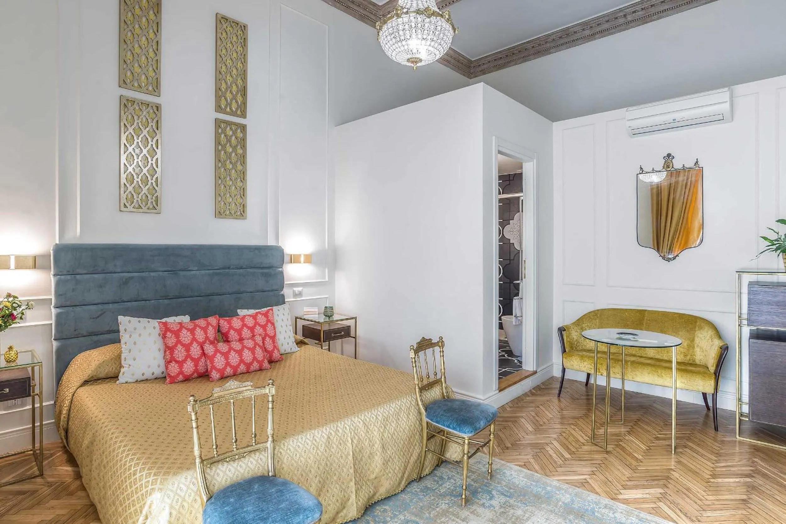 Photo of the whole room, Bed in Ingrami Suites and Spa