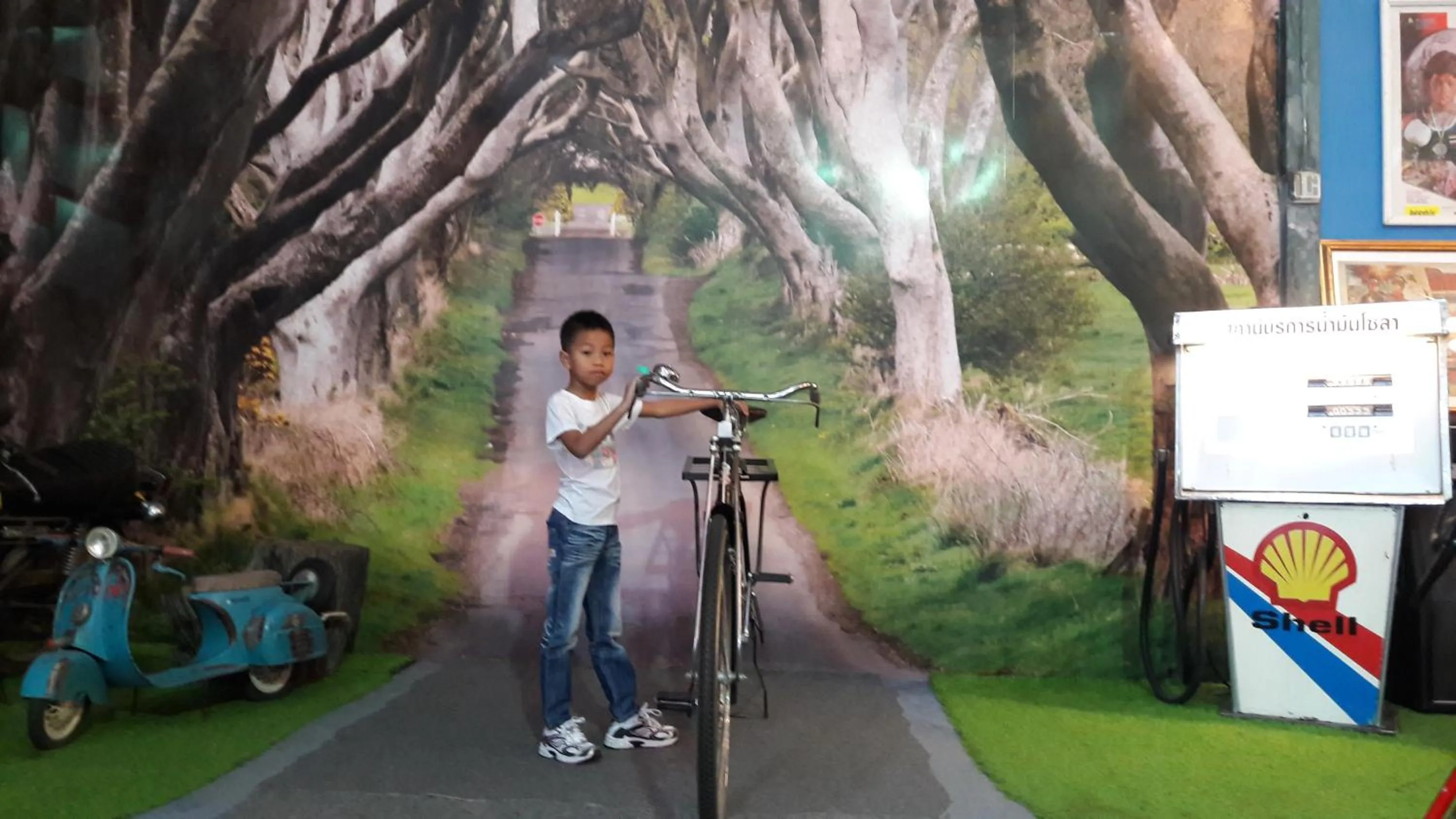 children in Nong Guest House