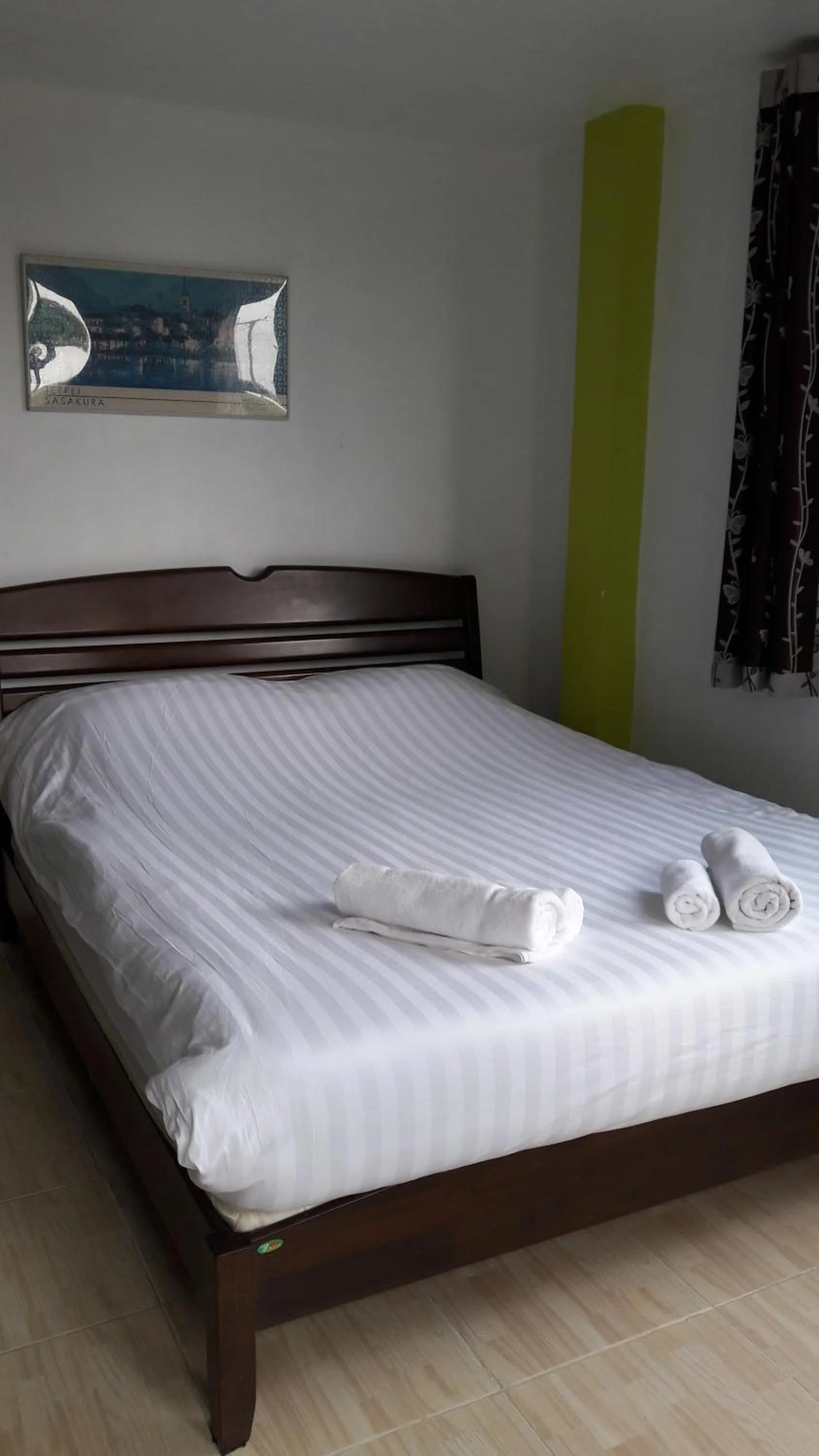 Photo of the whole room, Bed in Nong Guest House
