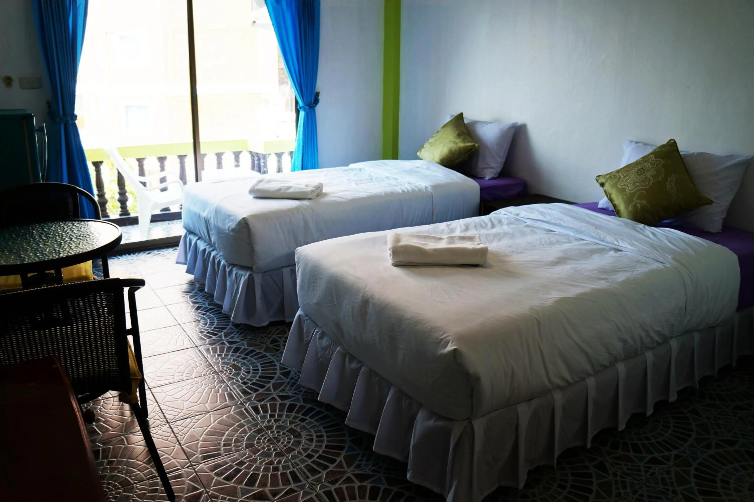 Photo of the whole room, Bed in Nong Guest House