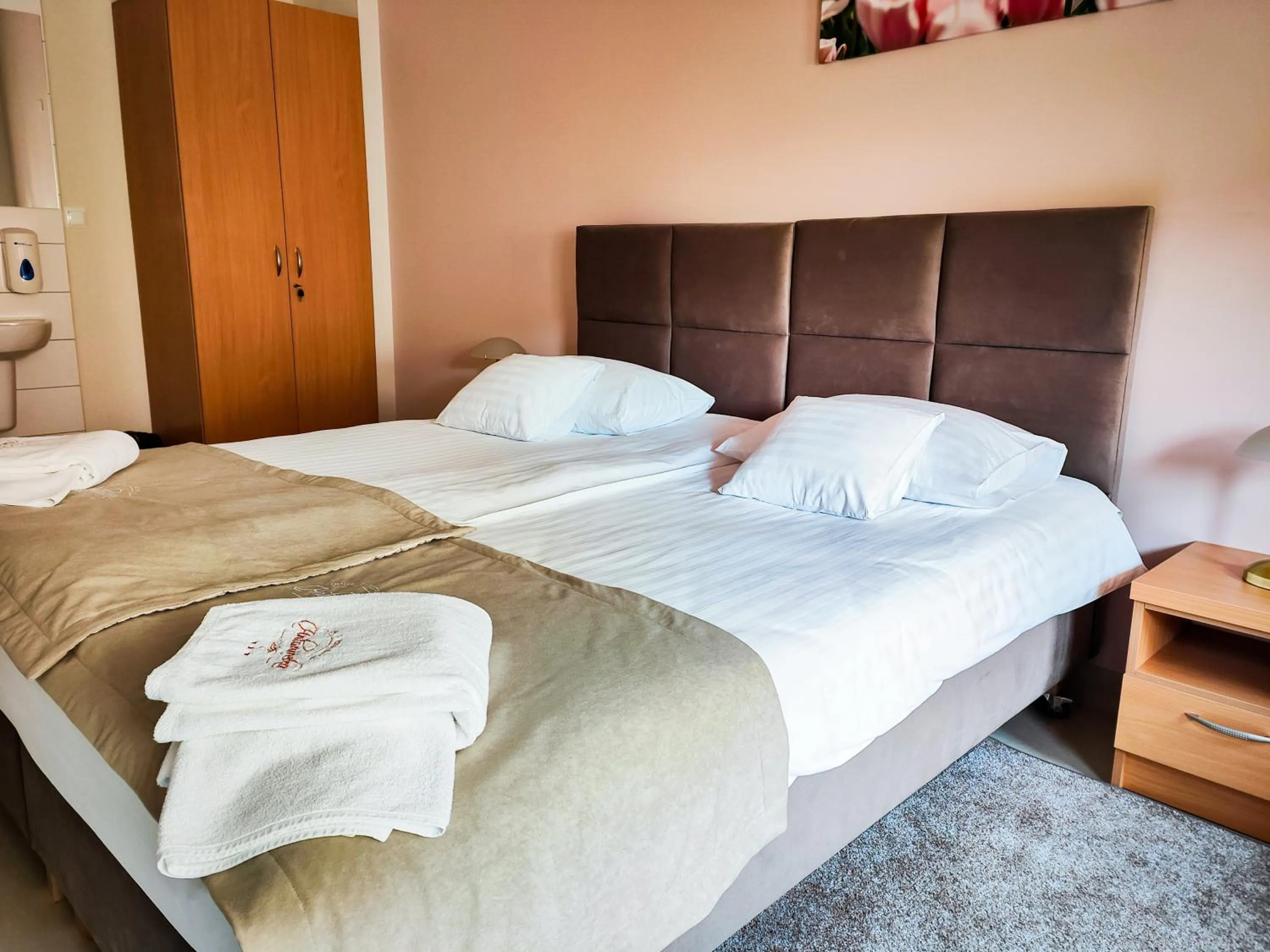 Bed in Antonińska Hotel & Apartamenty