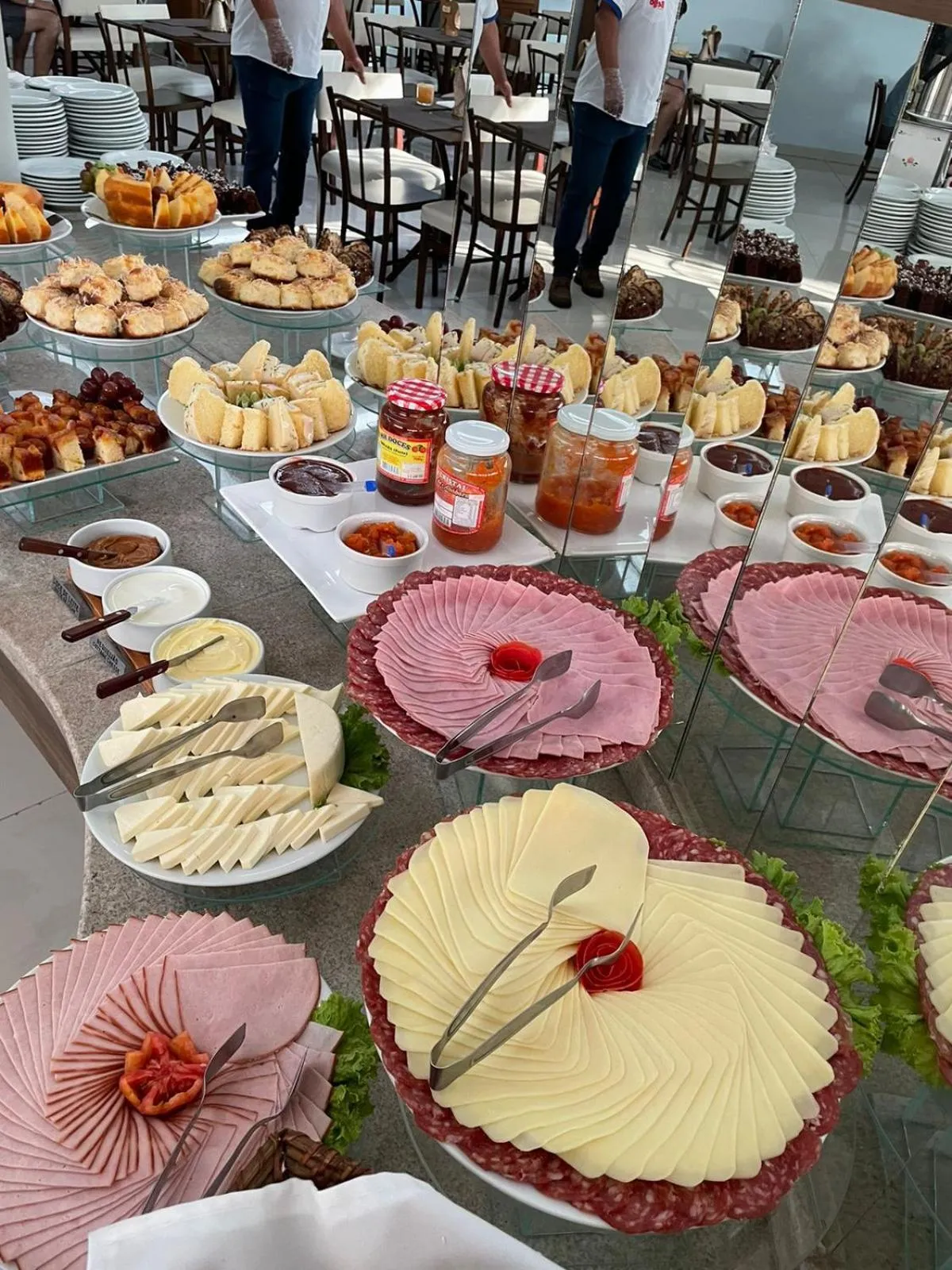 Food and drinks in Hotel Jardim