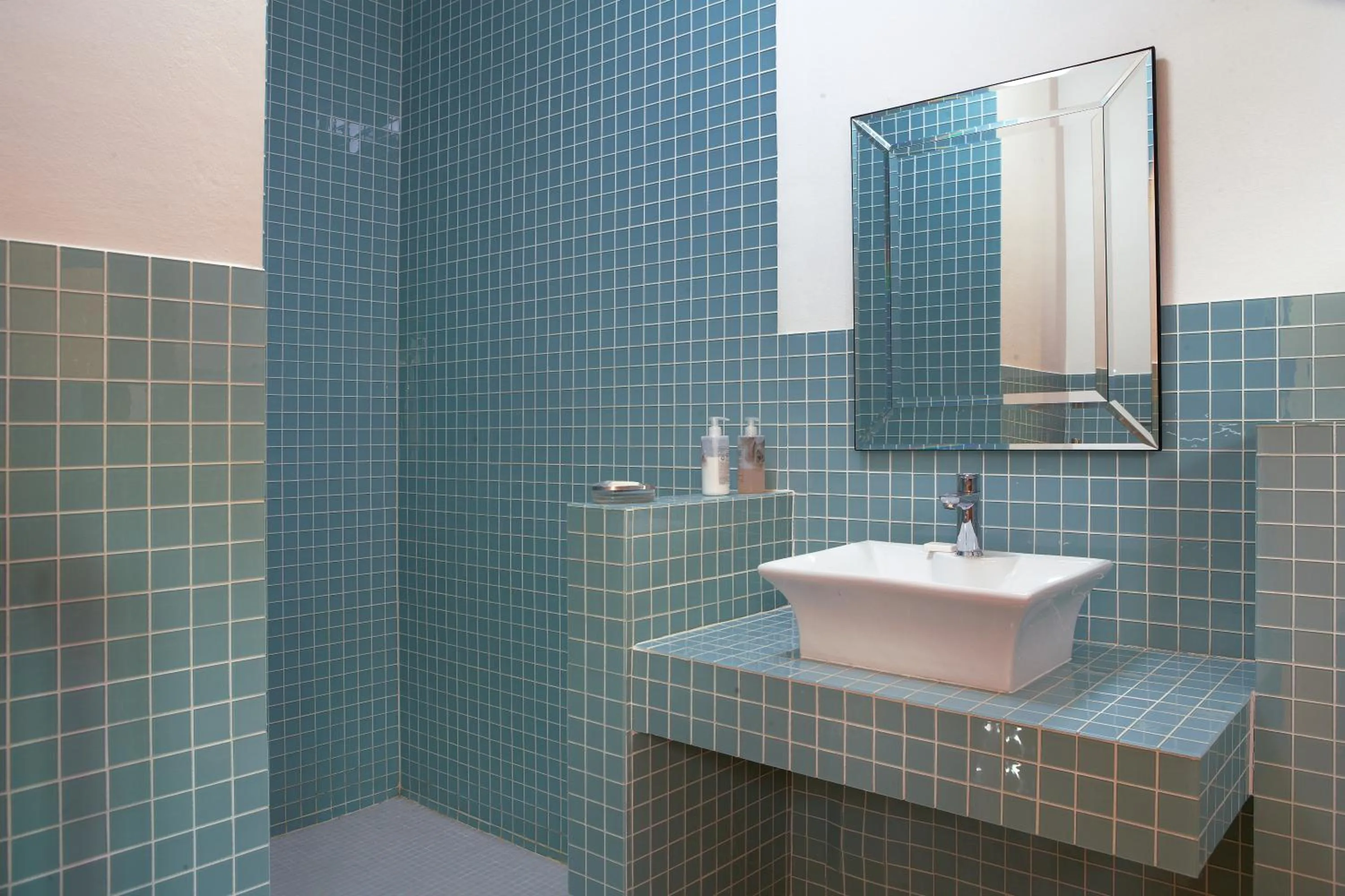 Bathroom in Yellow Aloe