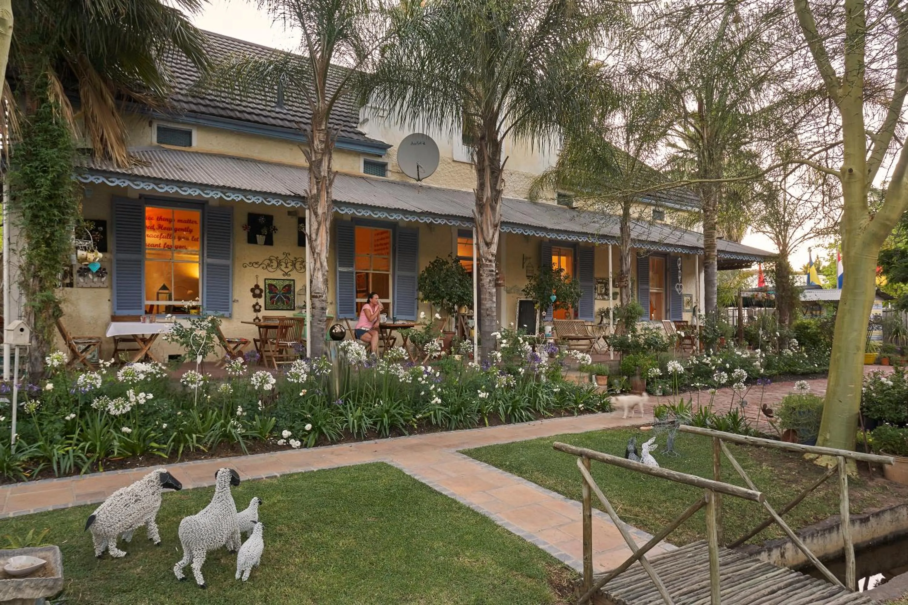 Property building in Yellow Aloe