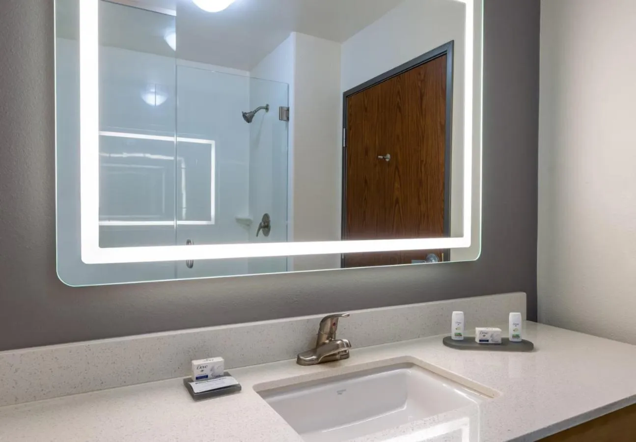 Bathroom in La Quinta by Wyndham Morgantown