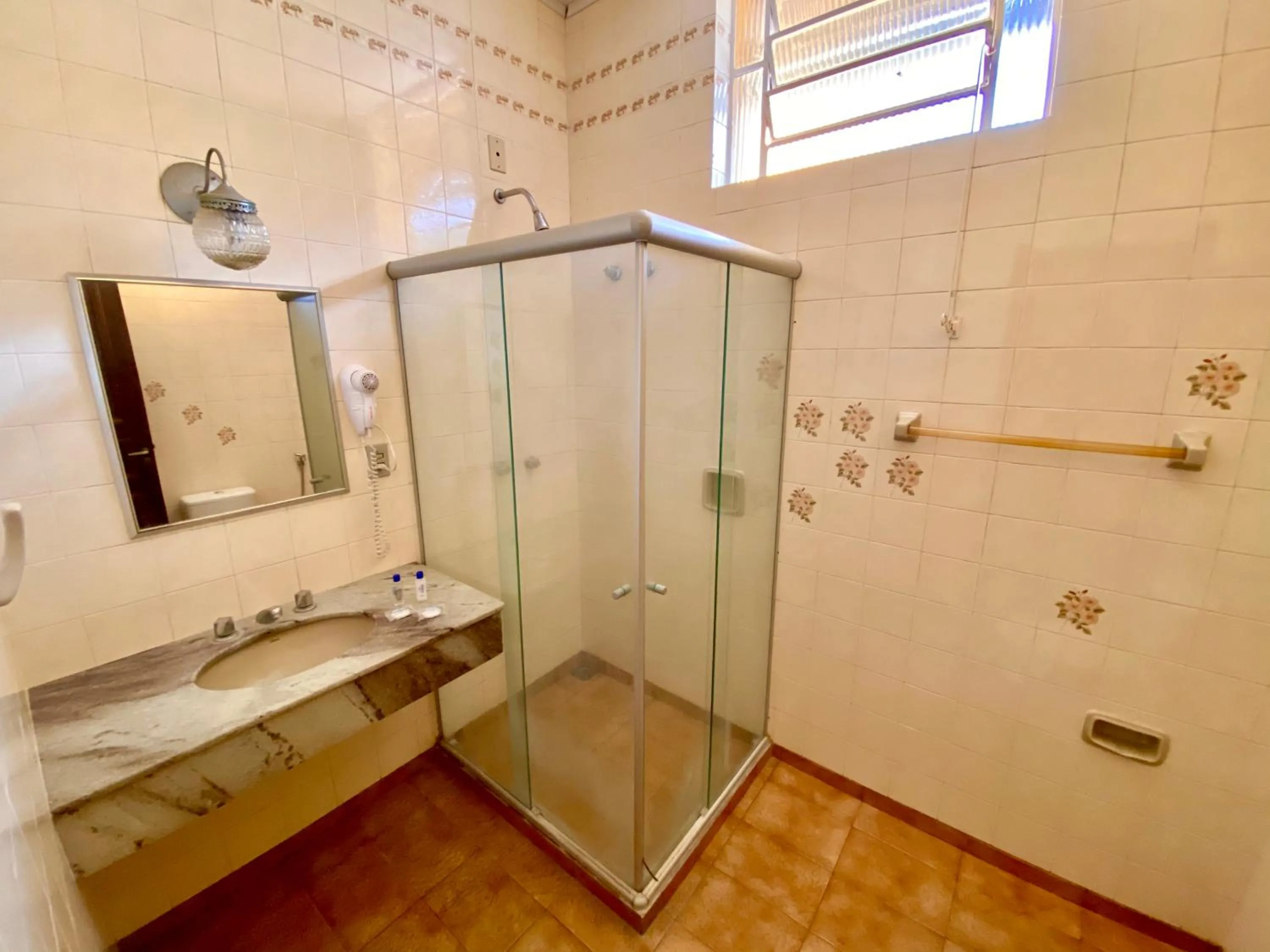 Bathroom in Hotel Vila Bavária Petrópolis