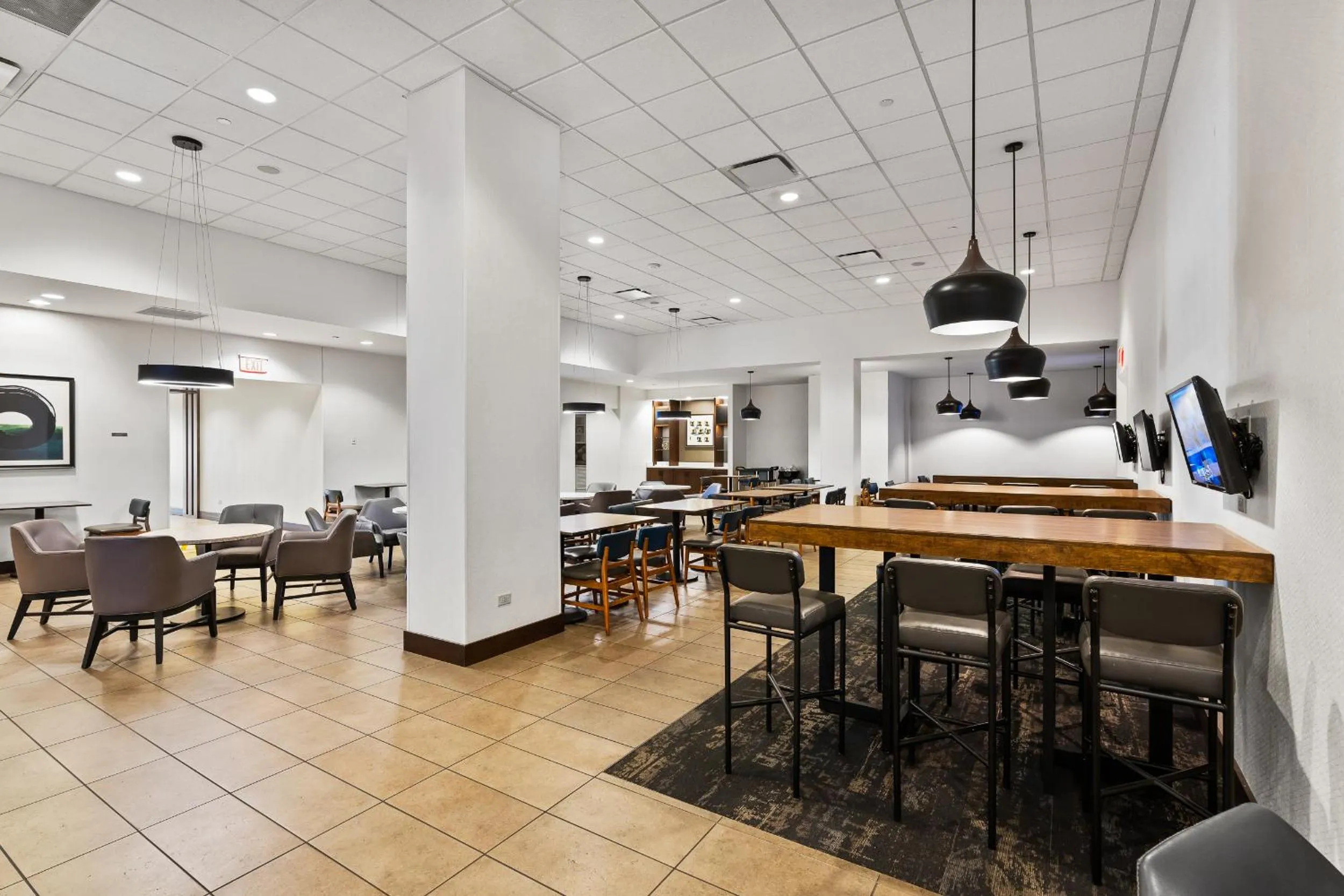 Breakfast in Hyatt Place Chicago O'Hare Airport