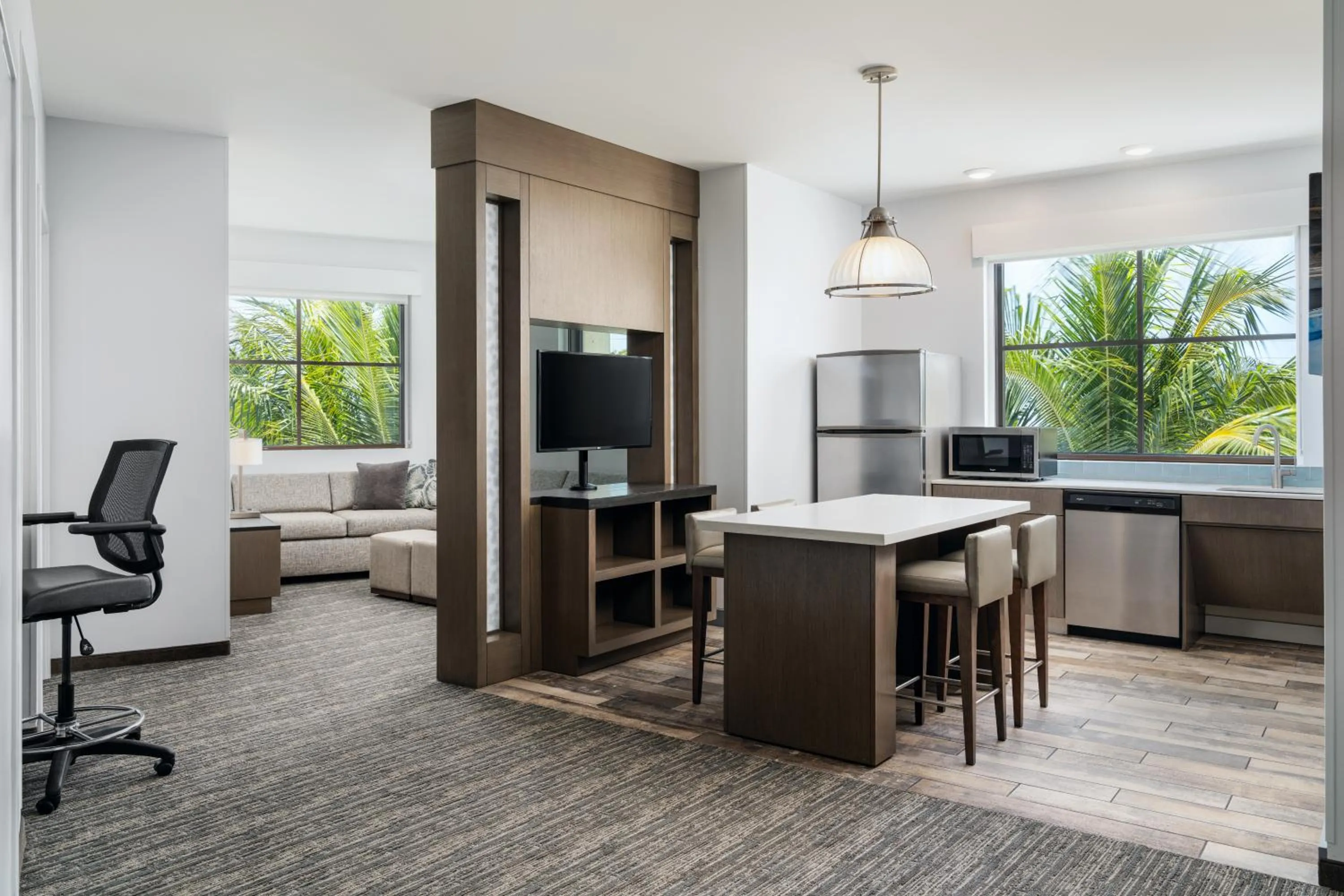 Kitchen or kitchenette in Hyatt House Naples 5th Avenue