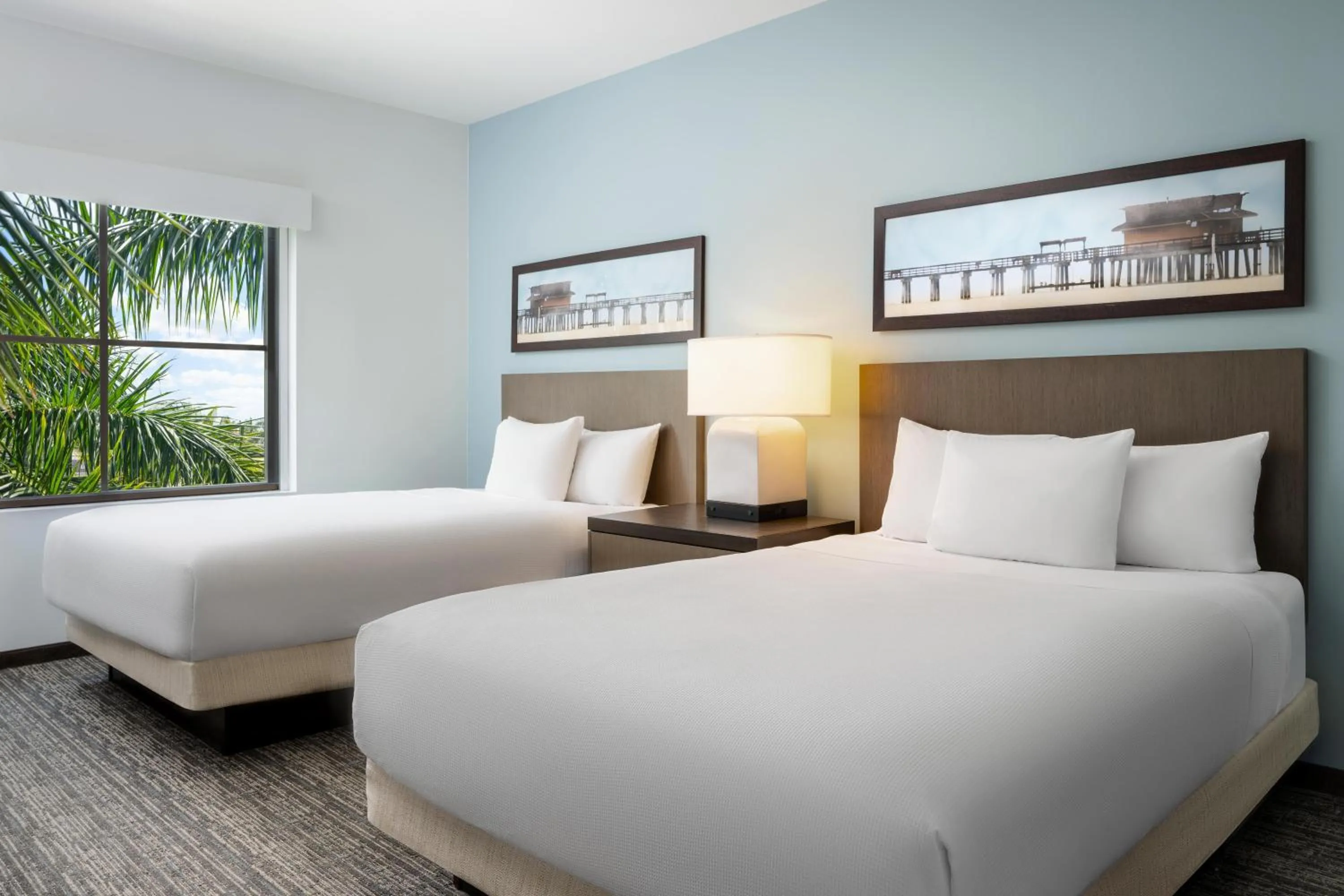 Photo of the whole room, Bed in Hyatt House Naples 5th Avenue