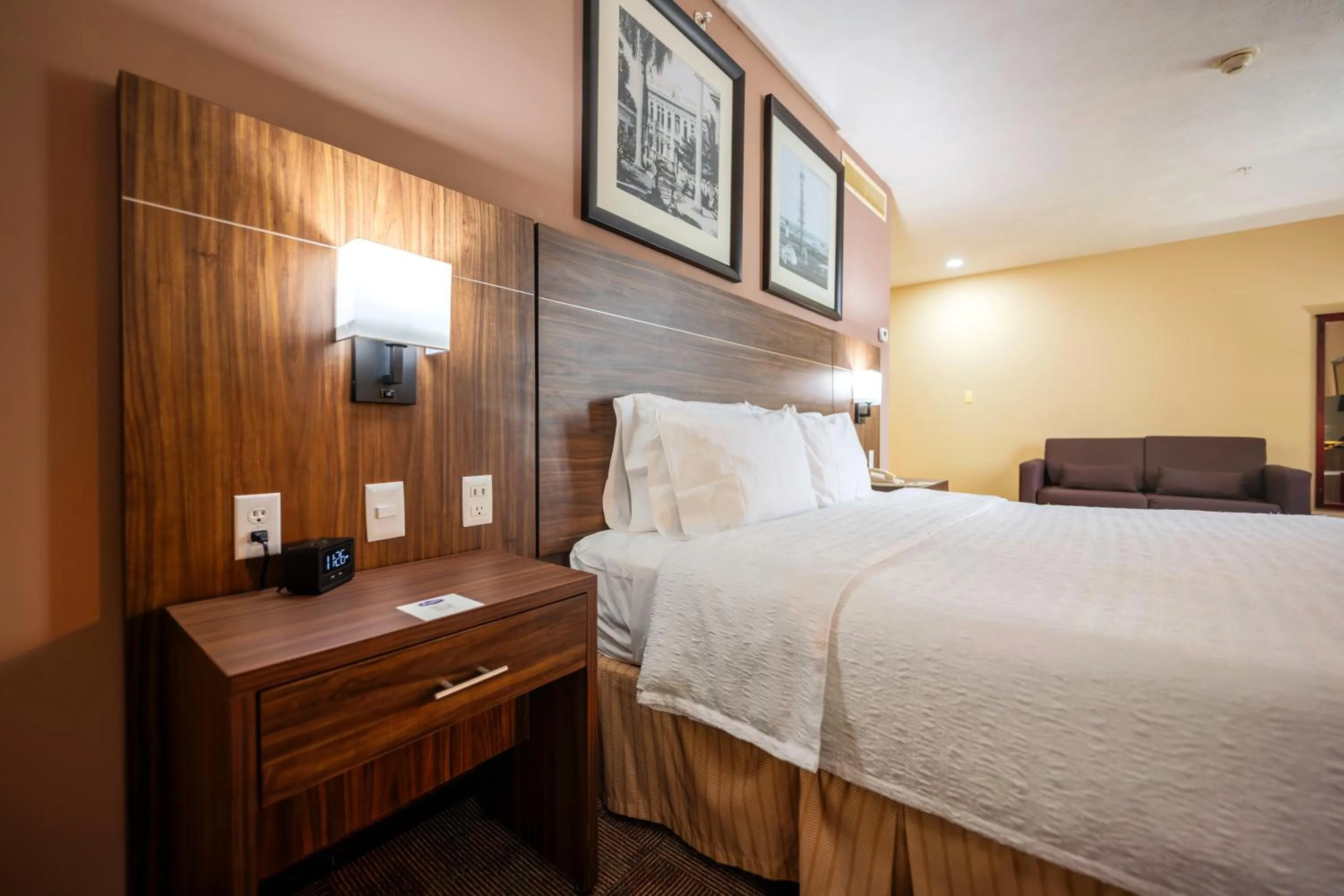 Bed in Hampton Inn Tampico Zona Dorada