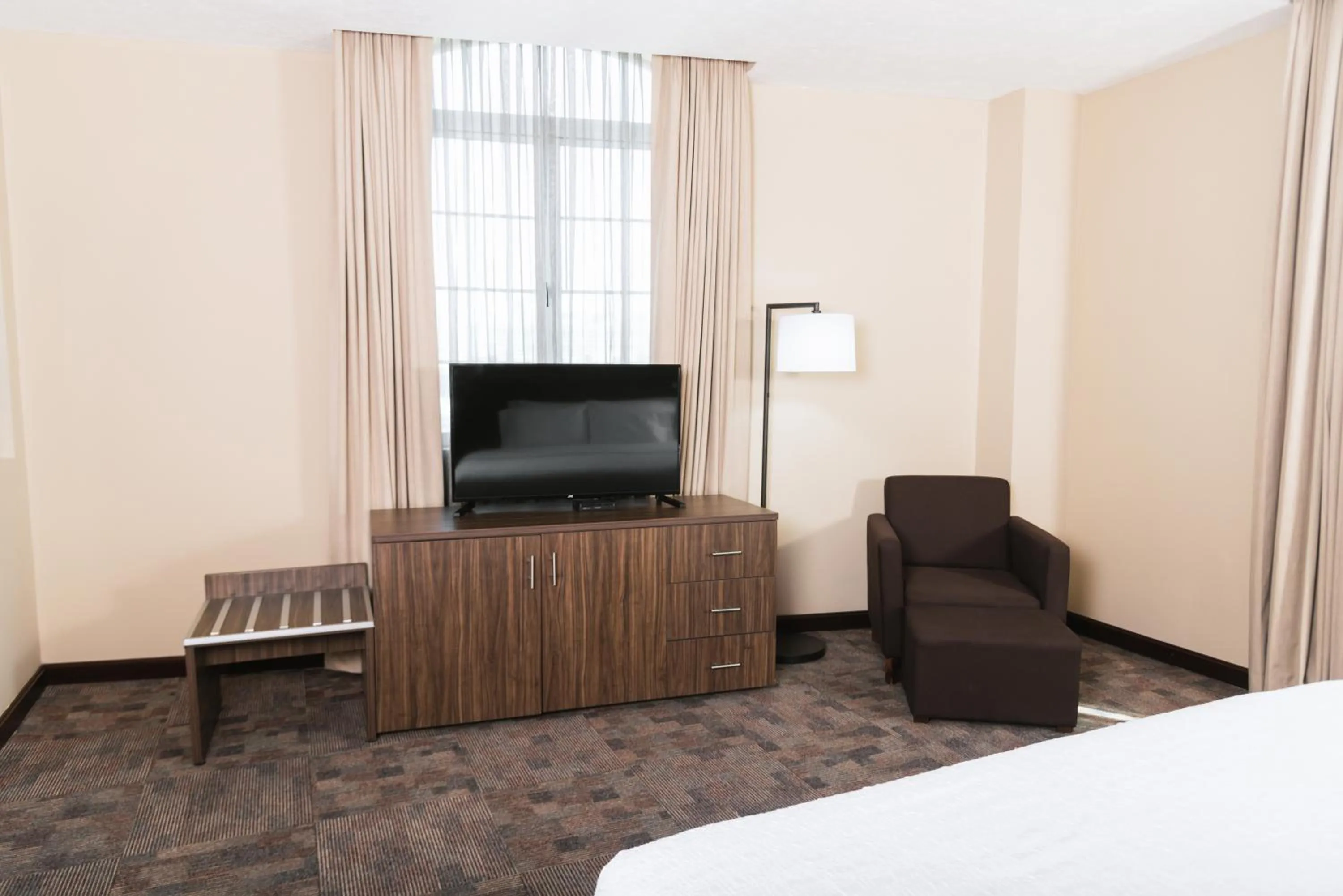 Bed in Hampton Inn Tampico Zona Dorada