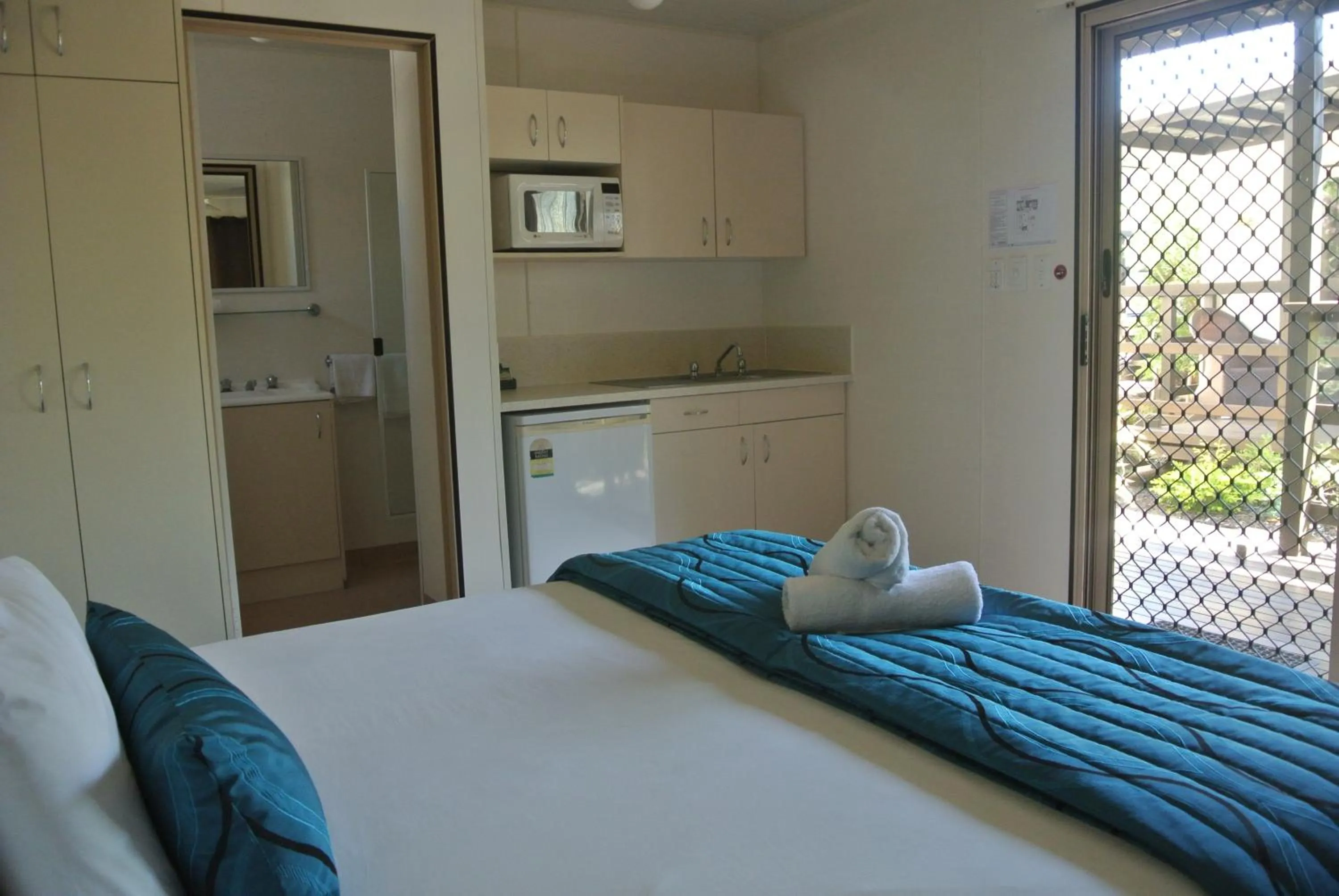 Photo of the whole room, Bed in Wongai Beach Hotel