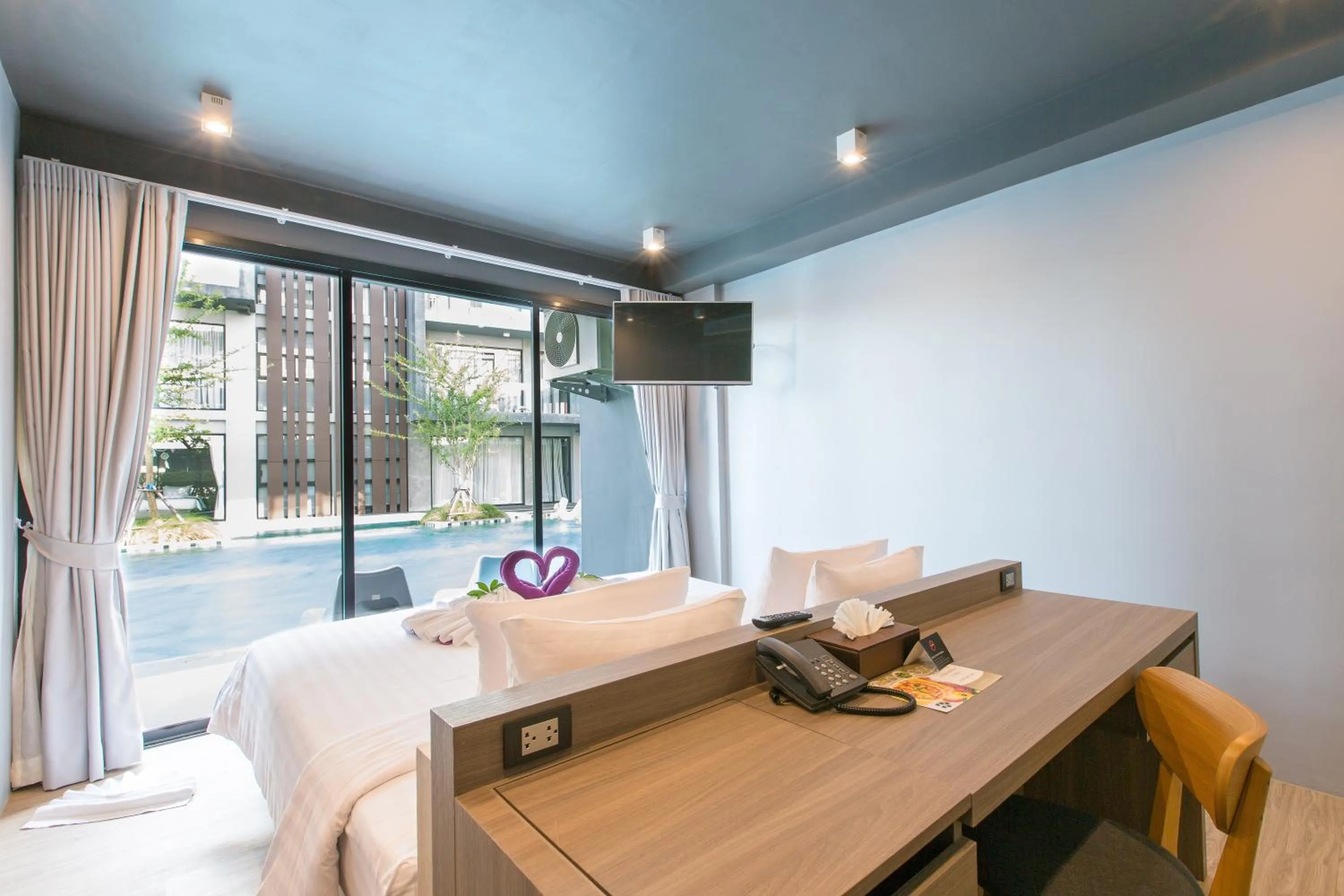 Bedroom, Bed in Maya Phuket Airport Hotel-Naiyang Beach