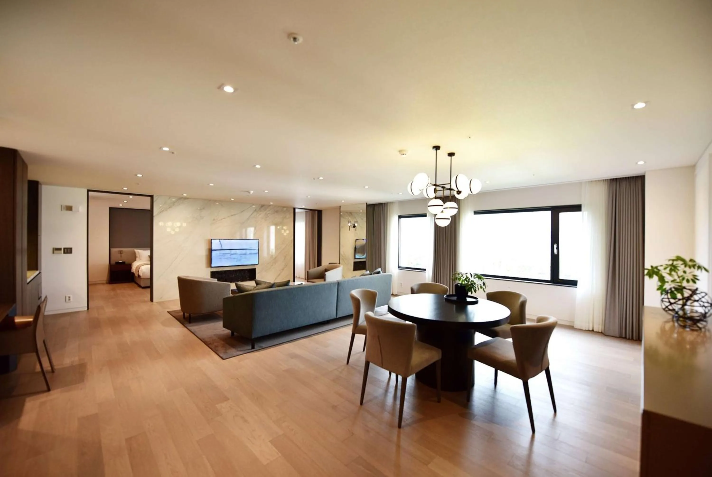 Photo of the whole room in La Vie Dor Hotel and Resort, Trademark Collection by Wyndham