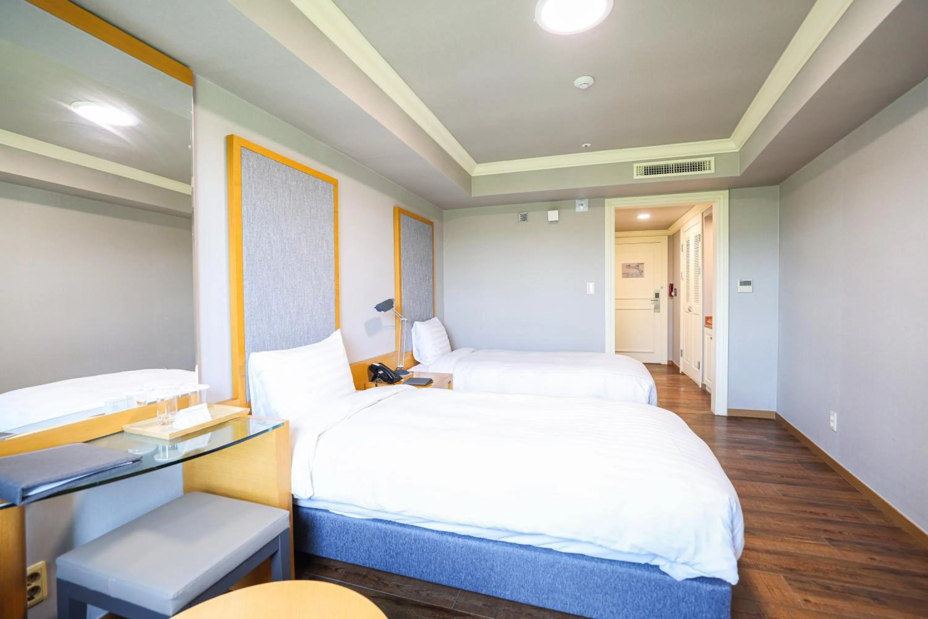 Bed in La Vie D'or Resort