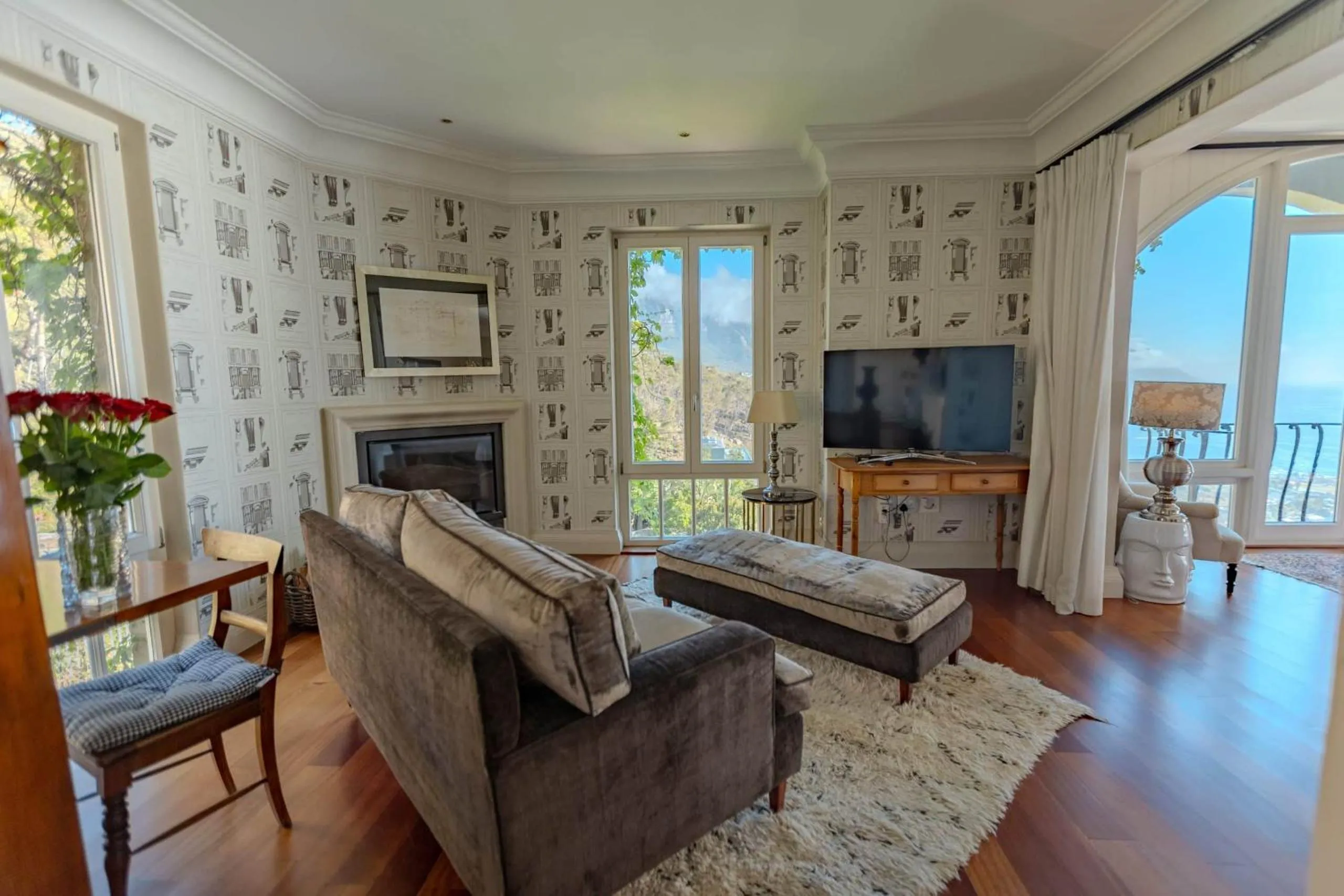 Natural landscape in 21 Nettleton Boutique Hotel & Luxury Residence