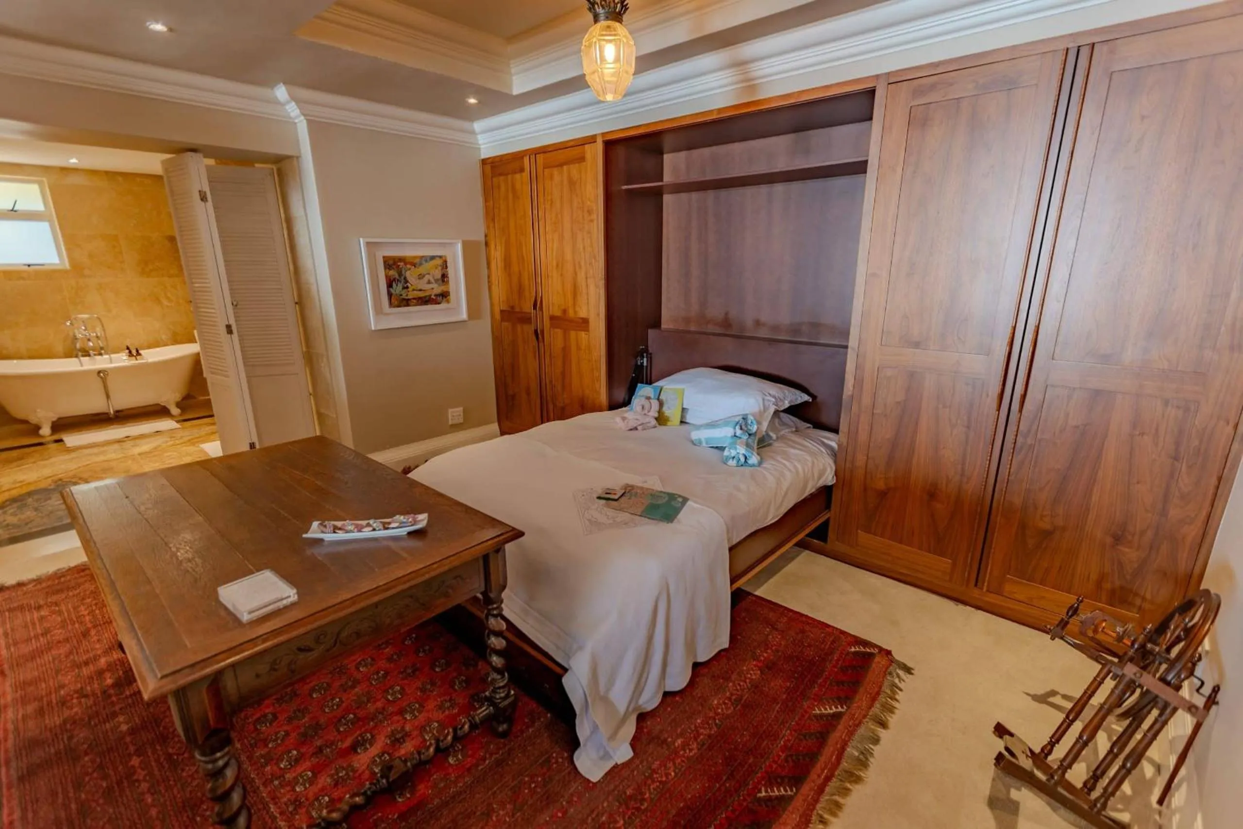 Bed in 21 Nettleton Boutique Hotel & Luxury Residence