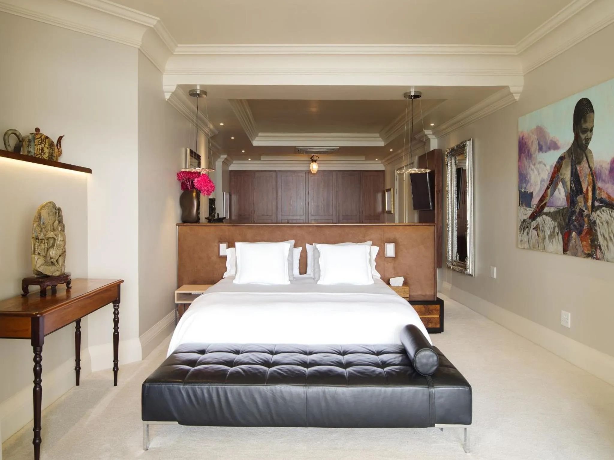 Bed in 21 Nettleton Boutique Hotel & Luxury Residence