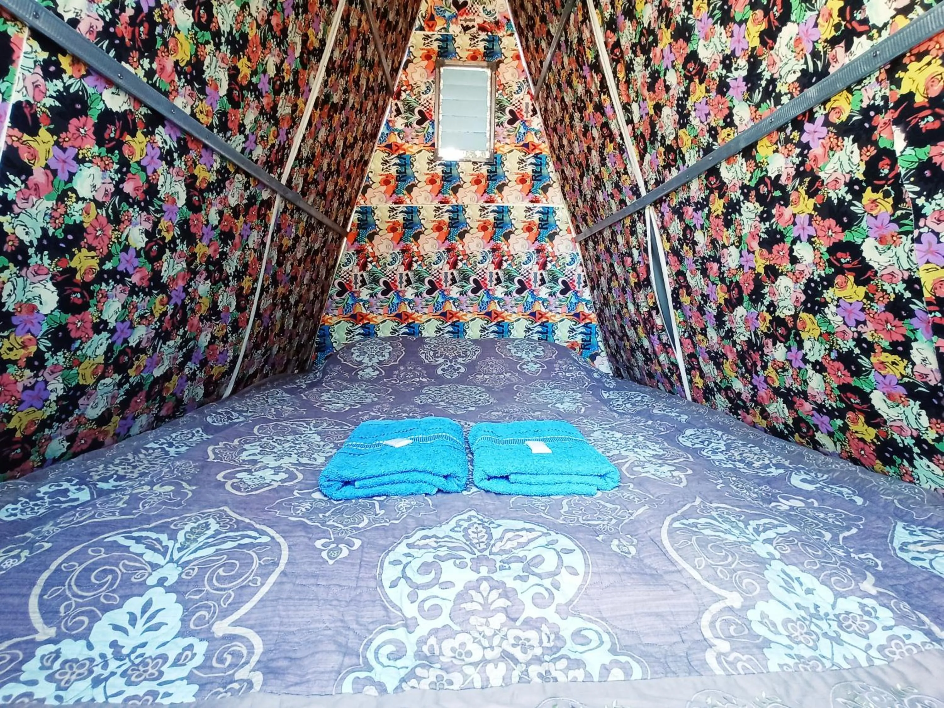 Bed in Pai Forest Resort