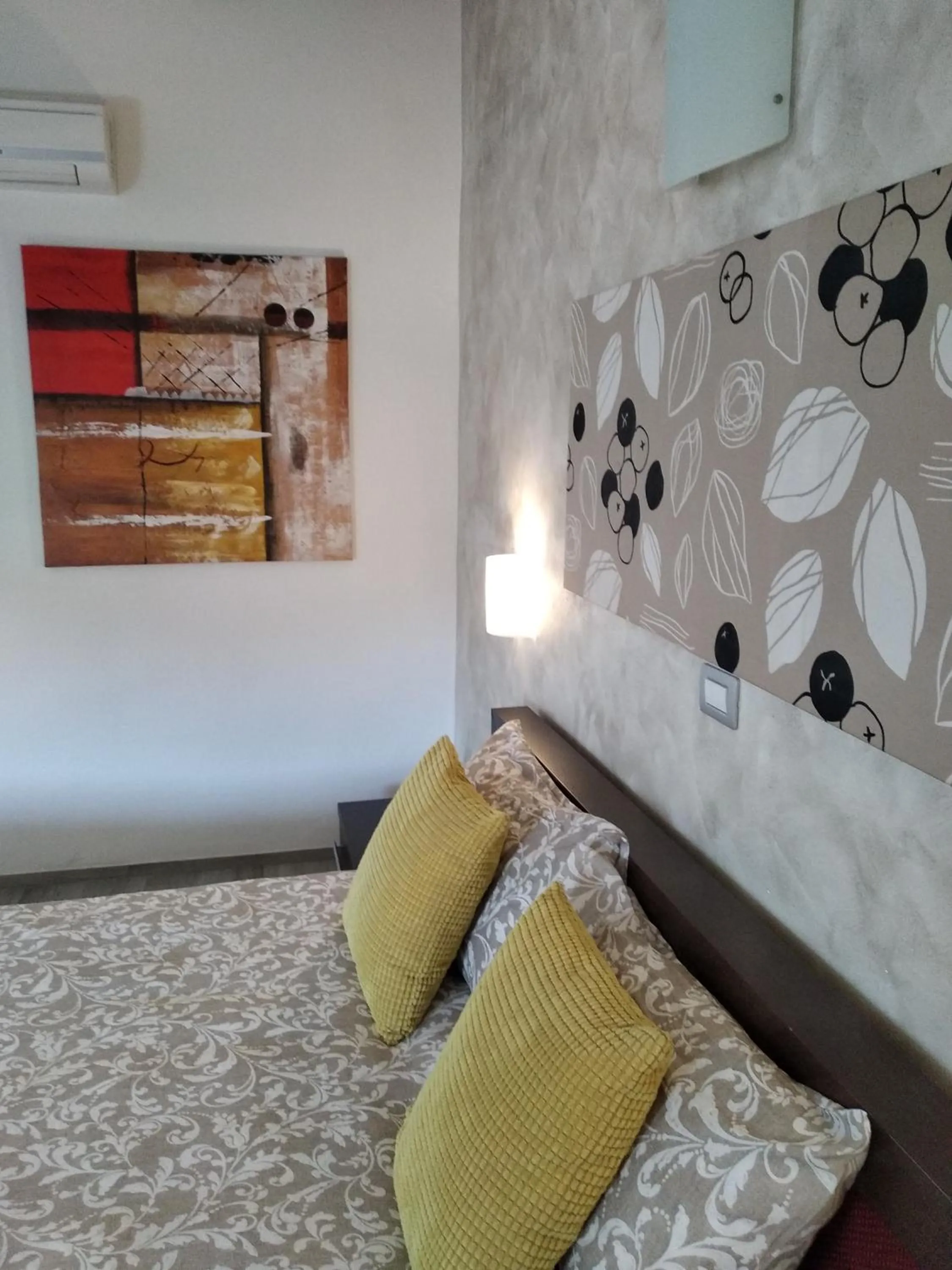 Garden view, Bed in H5-5H Luxury Room