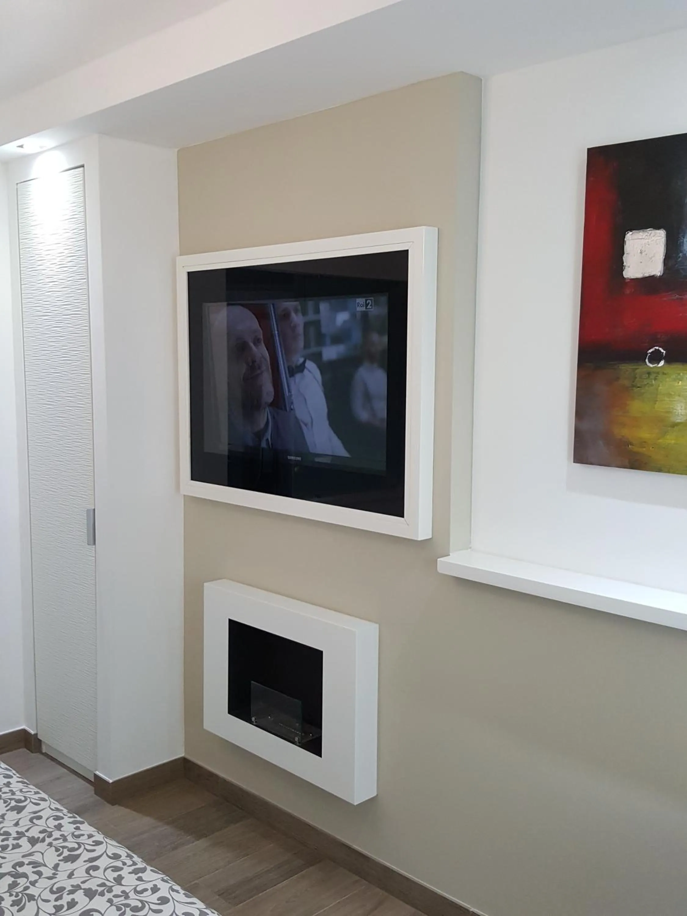 TV and multimedia in H5-5H Luxury Room