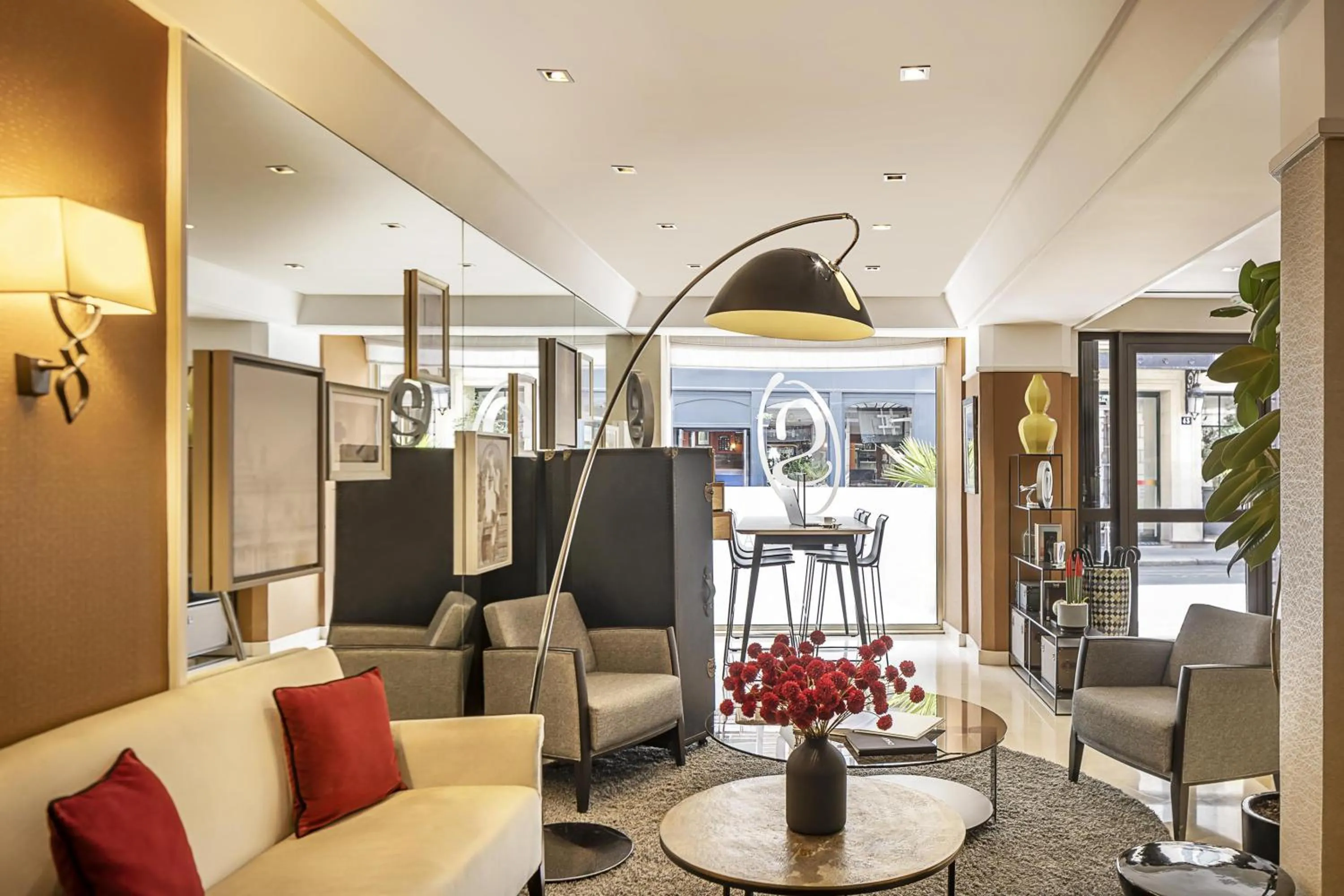 Lobby or reception in Best Western Plus Hotel Sydney Opera