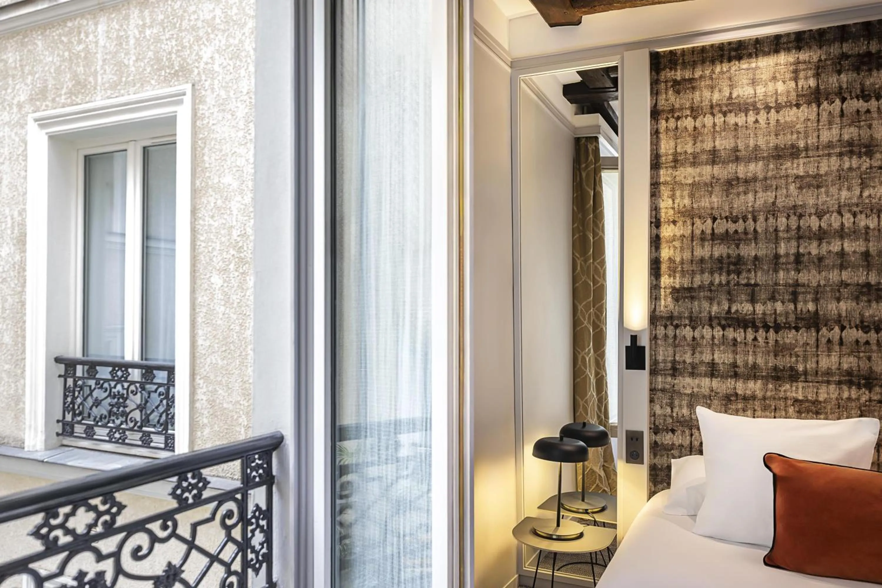 Bedroom, Bed in Best Western Plus Hotel Sydney Opera