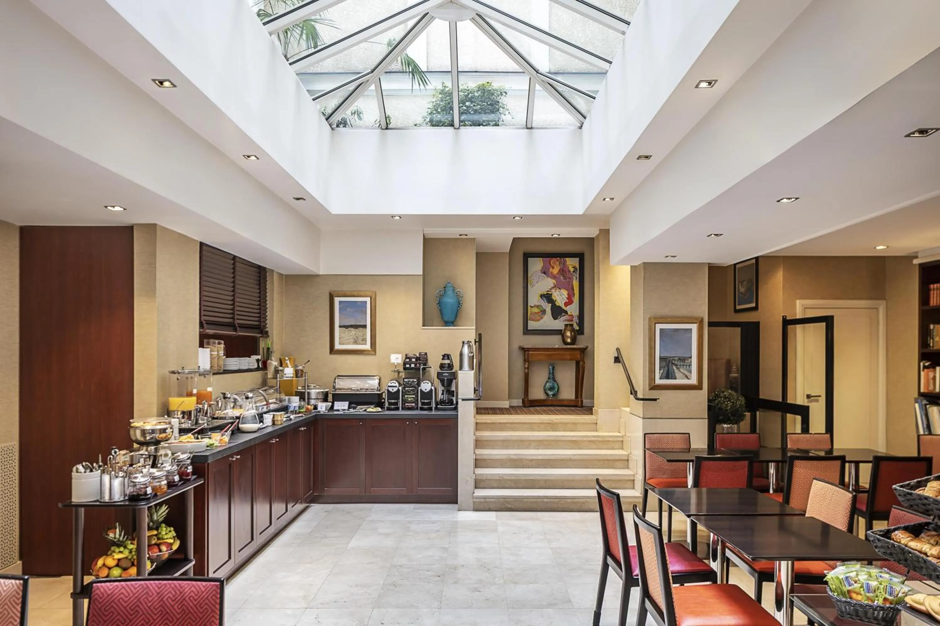 Breakfast in Best Western Plus Hotel Sydney Opera