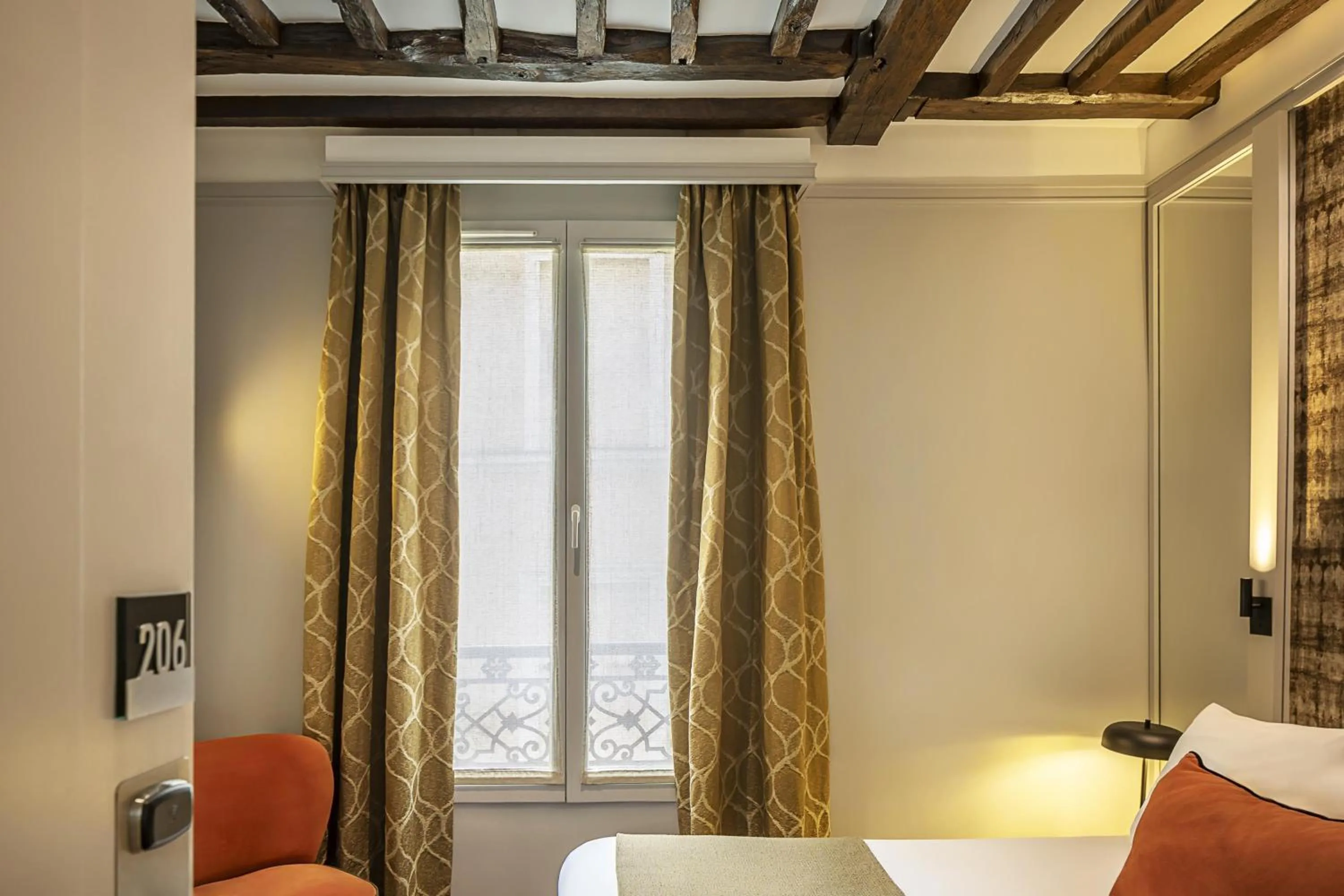 Bedroom, Bed in Best Western Plus Hotel Sydney Opera