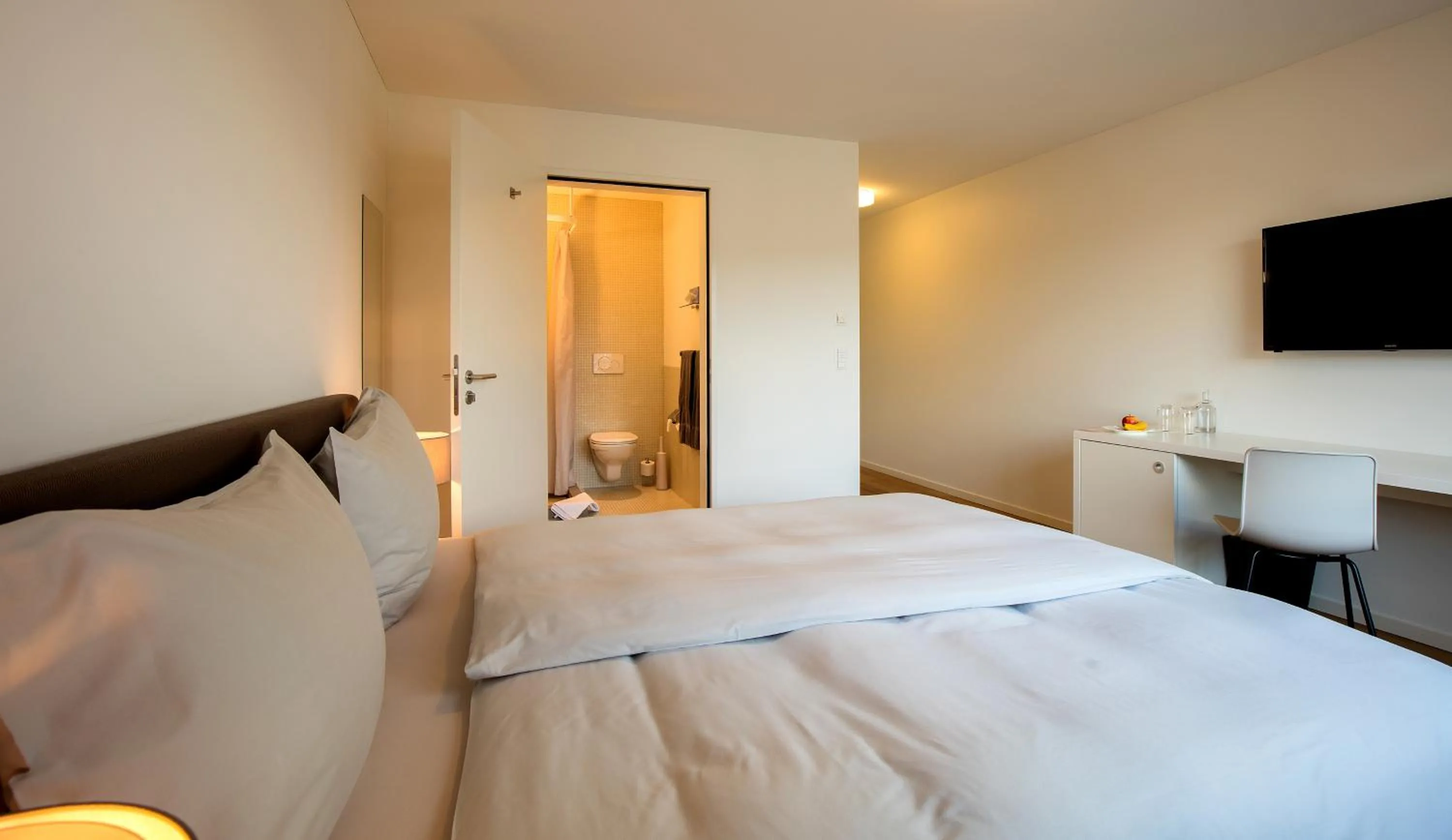 Bathroom, Bed in Motel Rheinfels Park