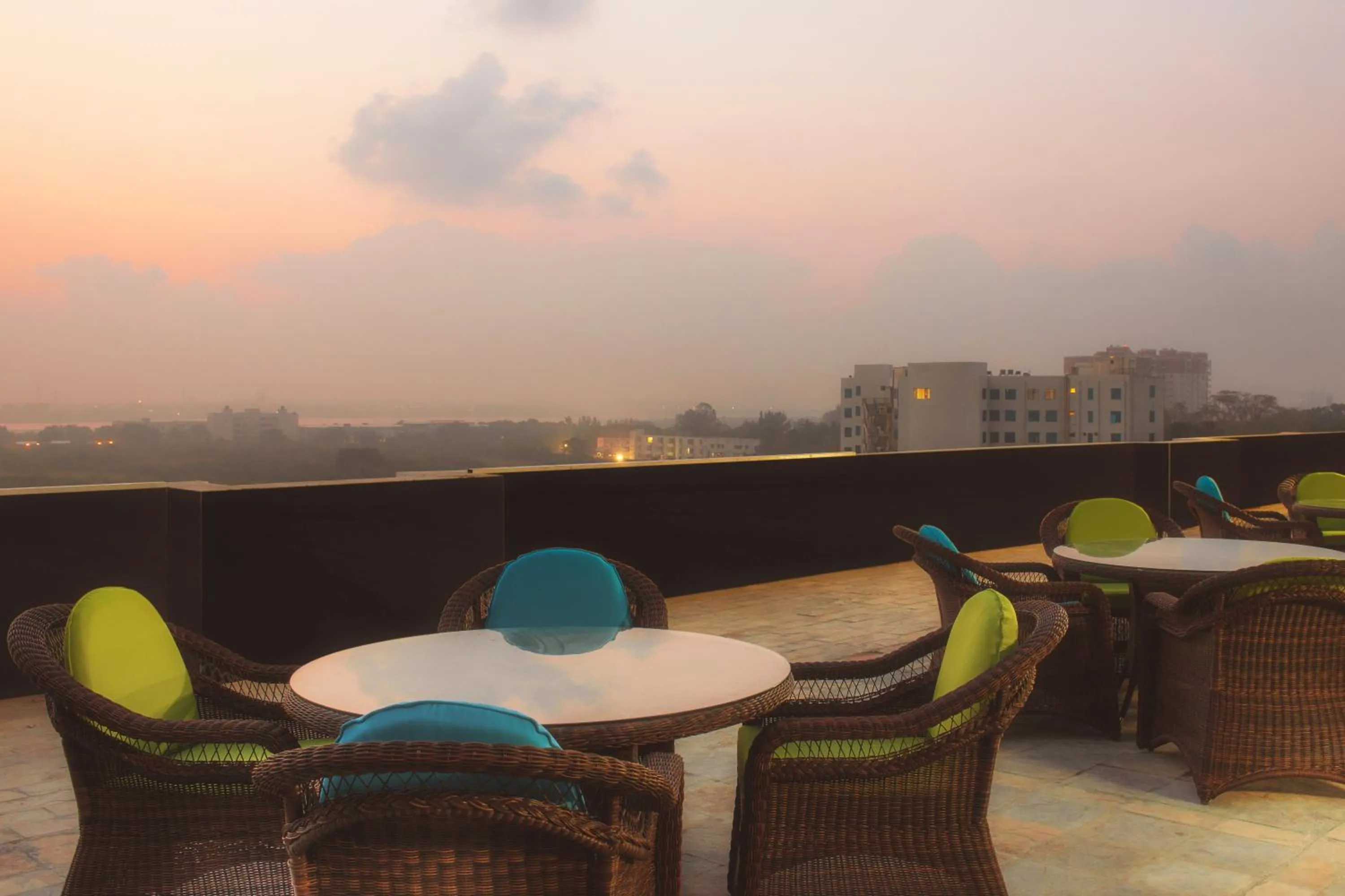 Food and drinks in Days Hotel by Wyndham Chennai OMR