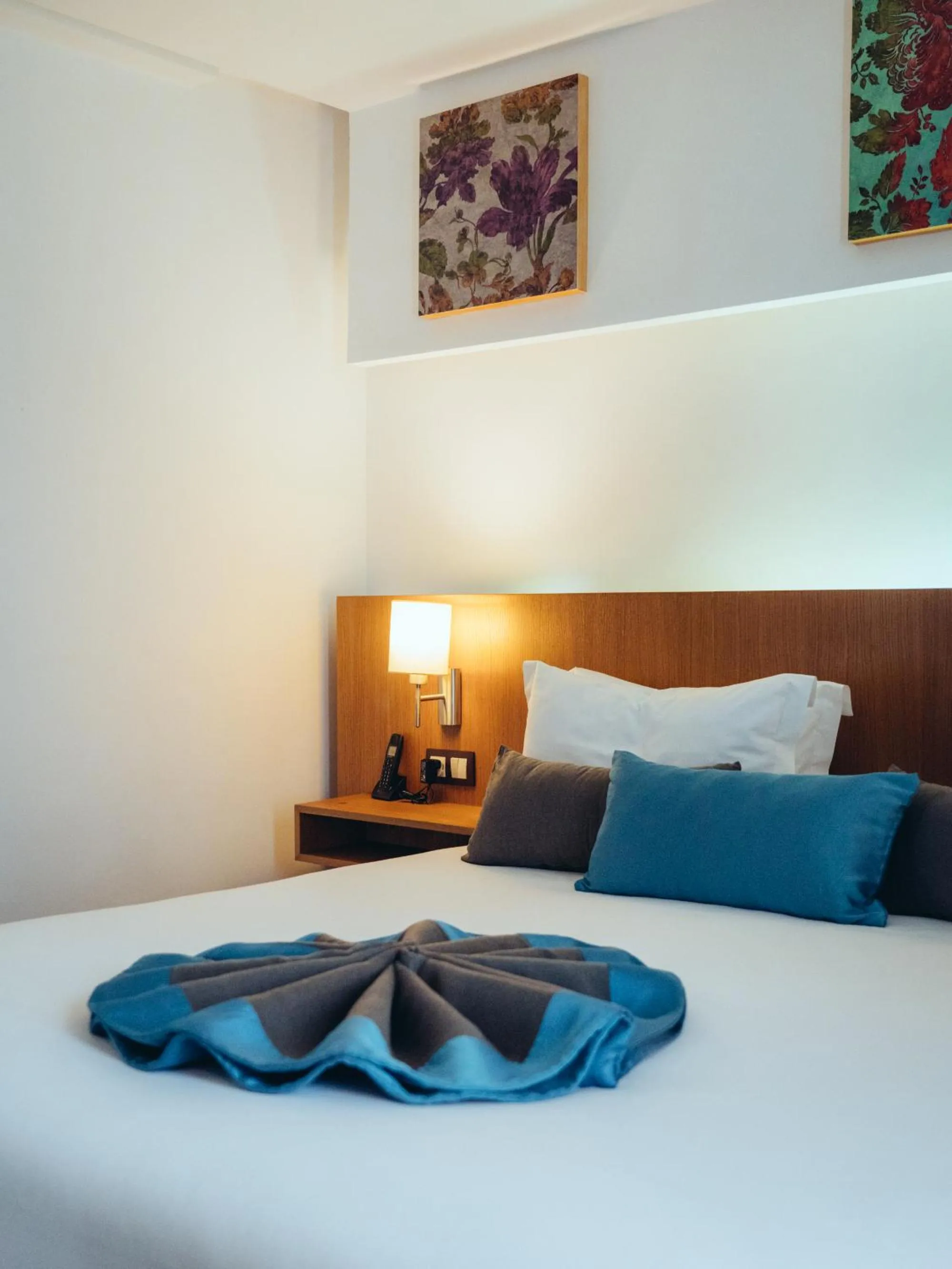 Photo of the whole room, Bed in ONOMO Hotel Rabat Terminus