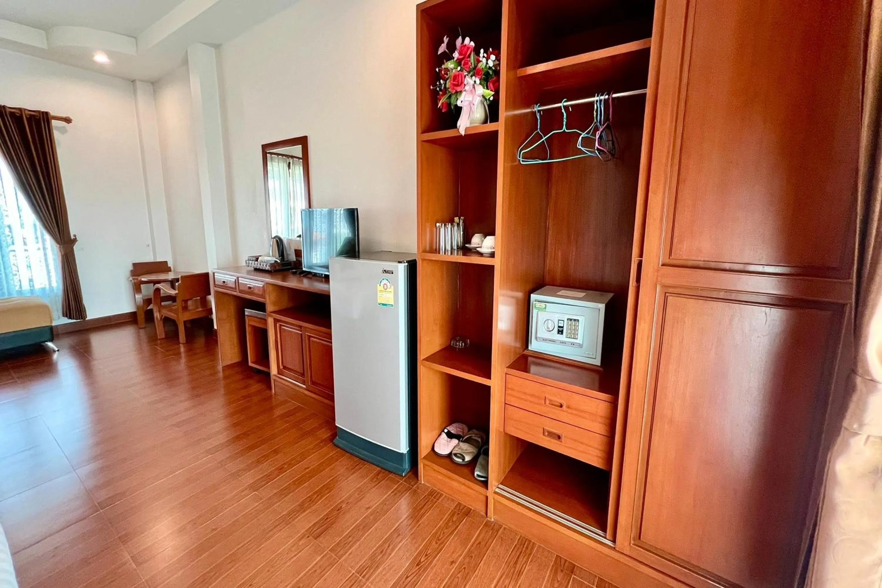 TV and multimedia in Sawadeelanna Hotel