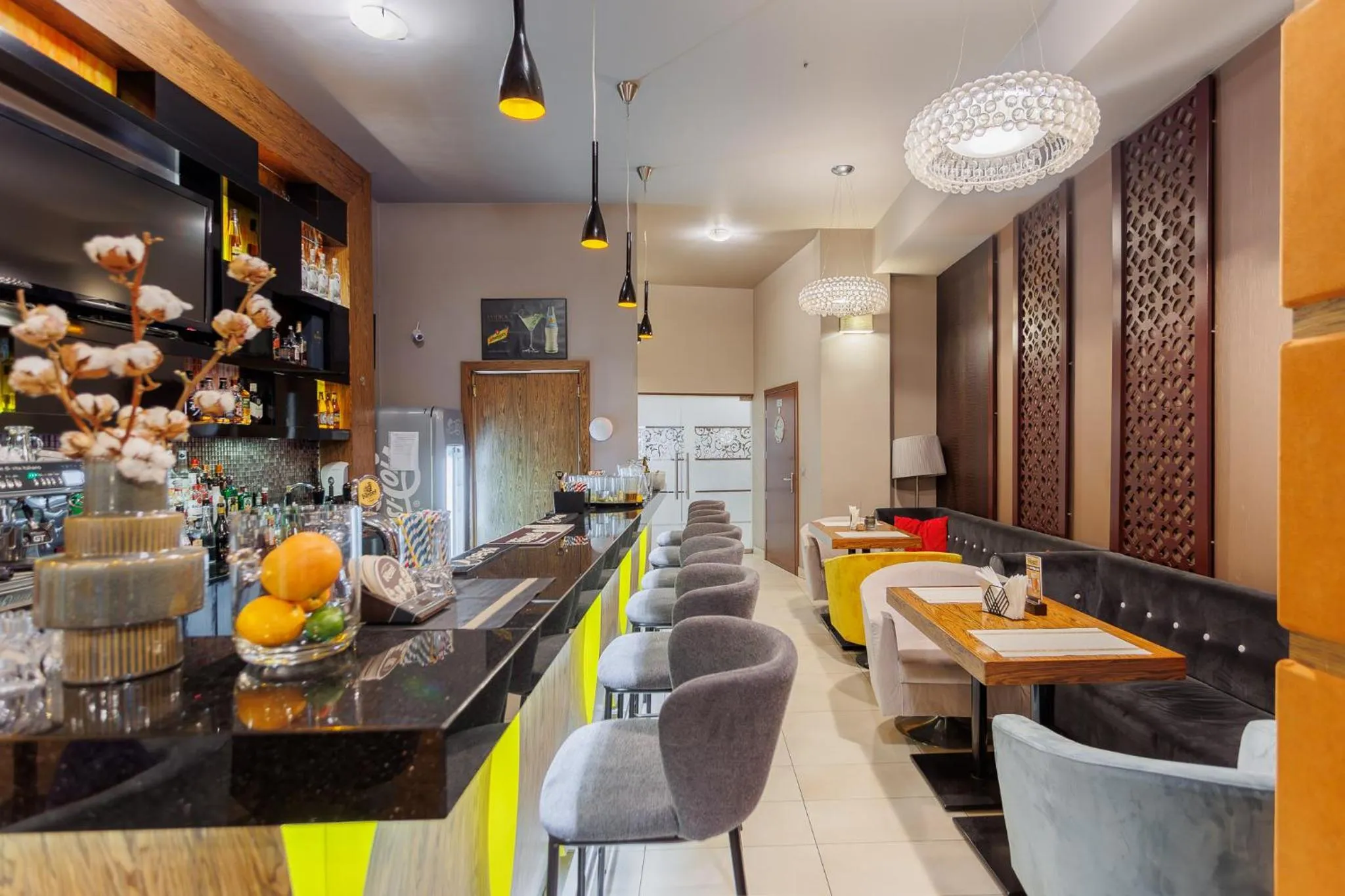 Lounge or bar in Hotel Tarnovia