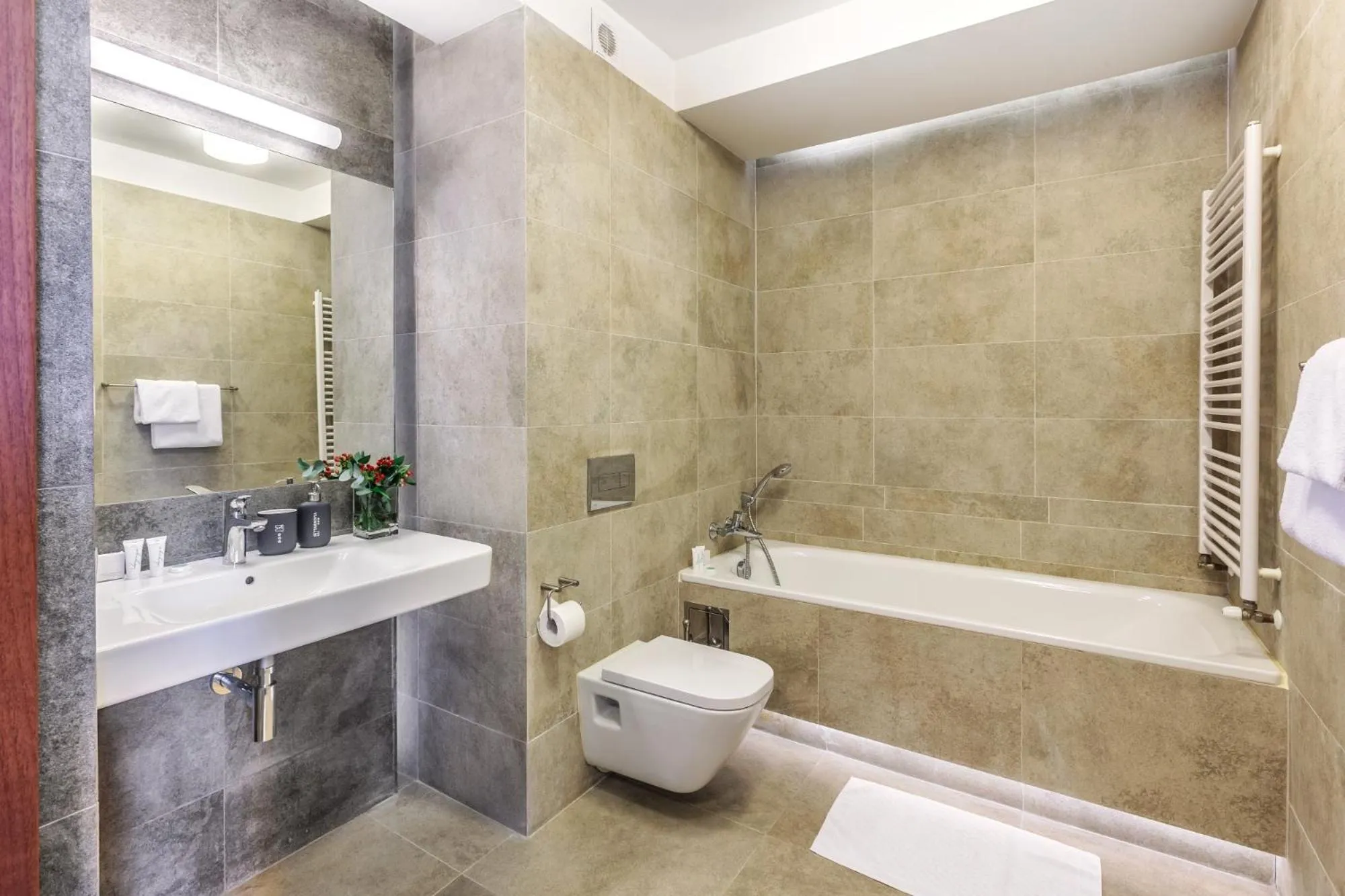 Bathroom in Hotel Tarnovia