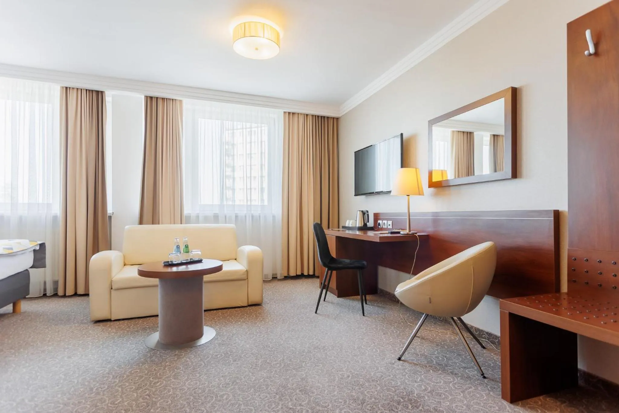 Seating area in Hotel Tarnovia