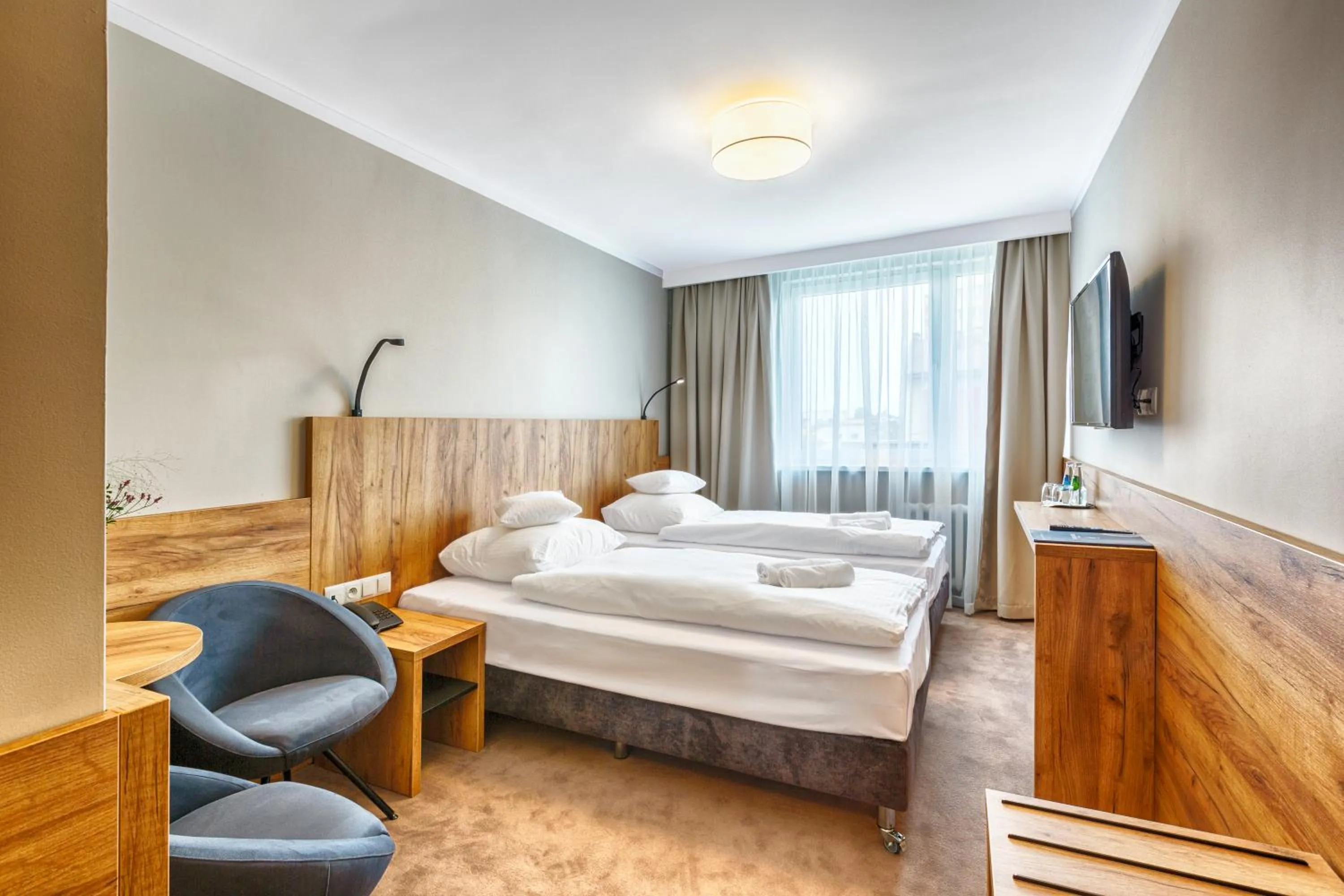 Photo of the whole room, Bed in Hotel Tarnovia