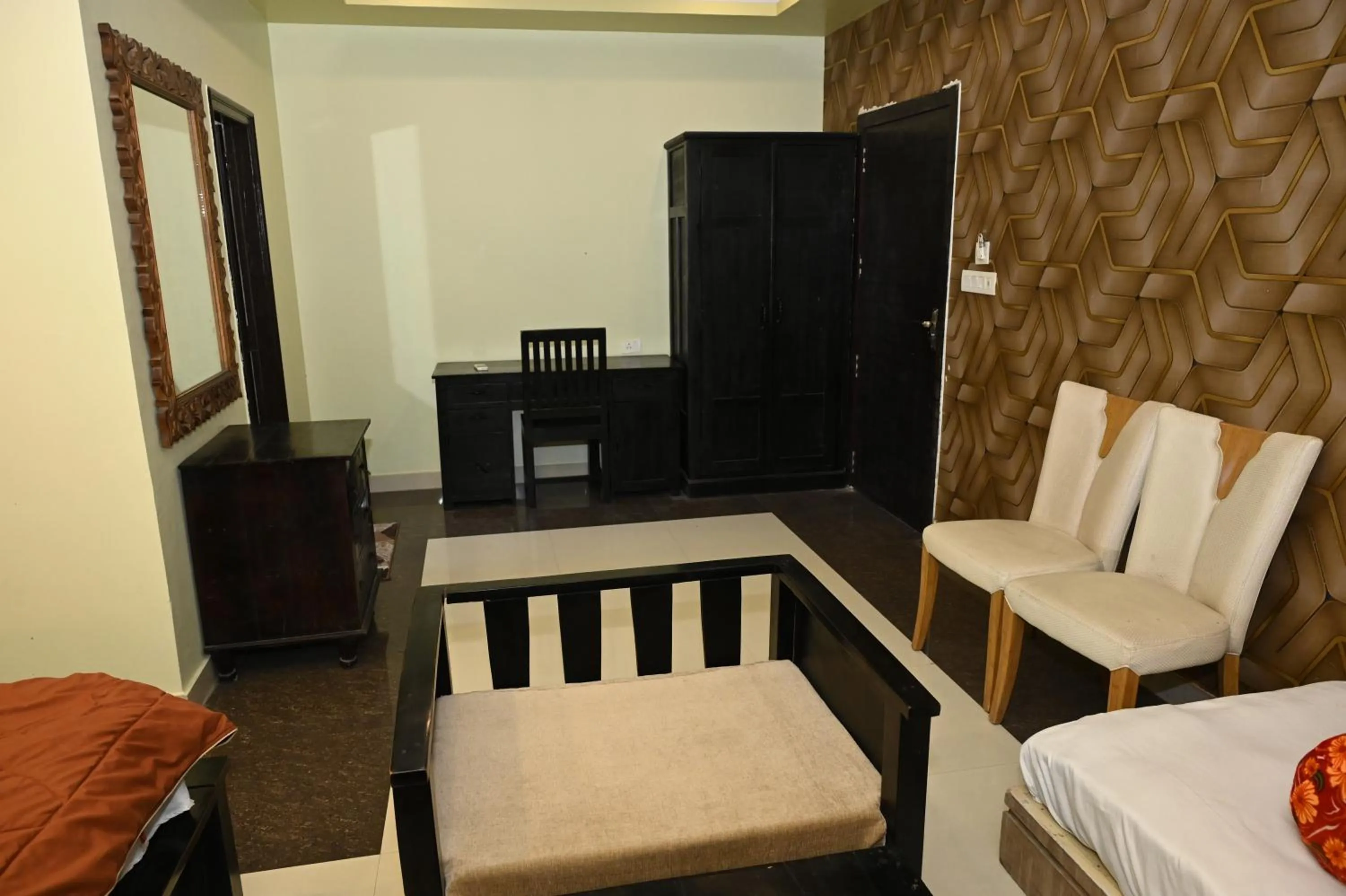 Bed in Om Heritage Haveli