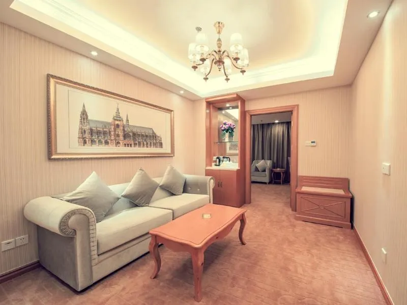 Vienna Hotel Rugao Zhengxiang Square