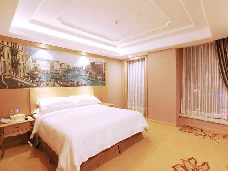 Bed in Vienna Hotel Shanghai Songjiang Development Zone