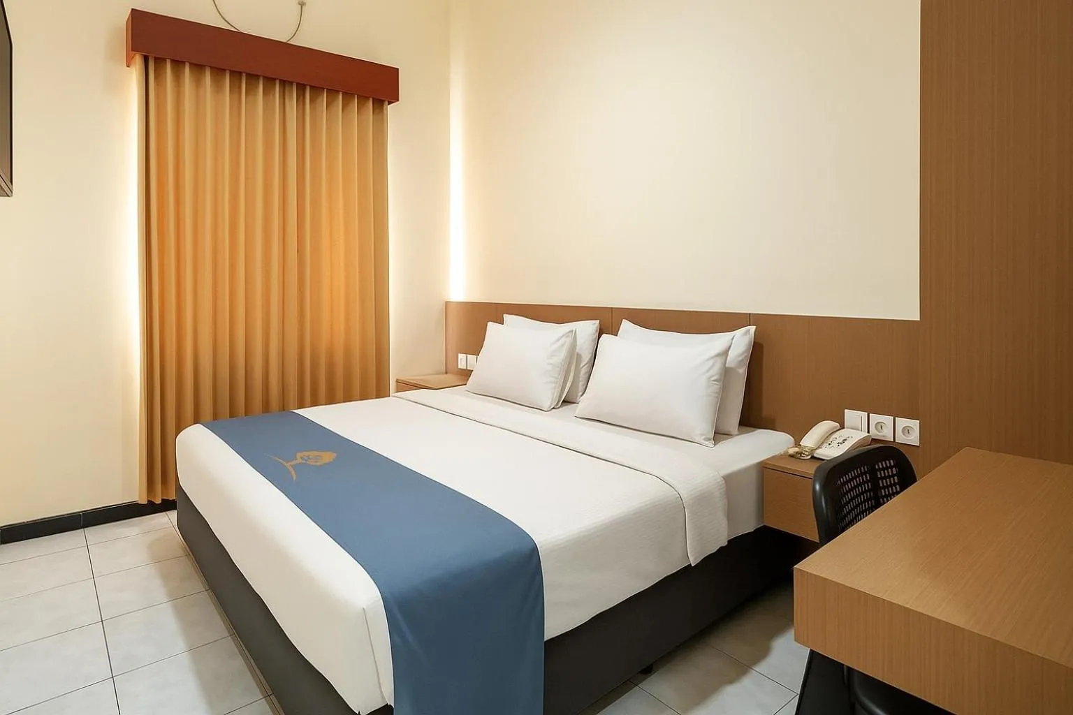 Bed in Ciptaningati Culture Hotel Batu