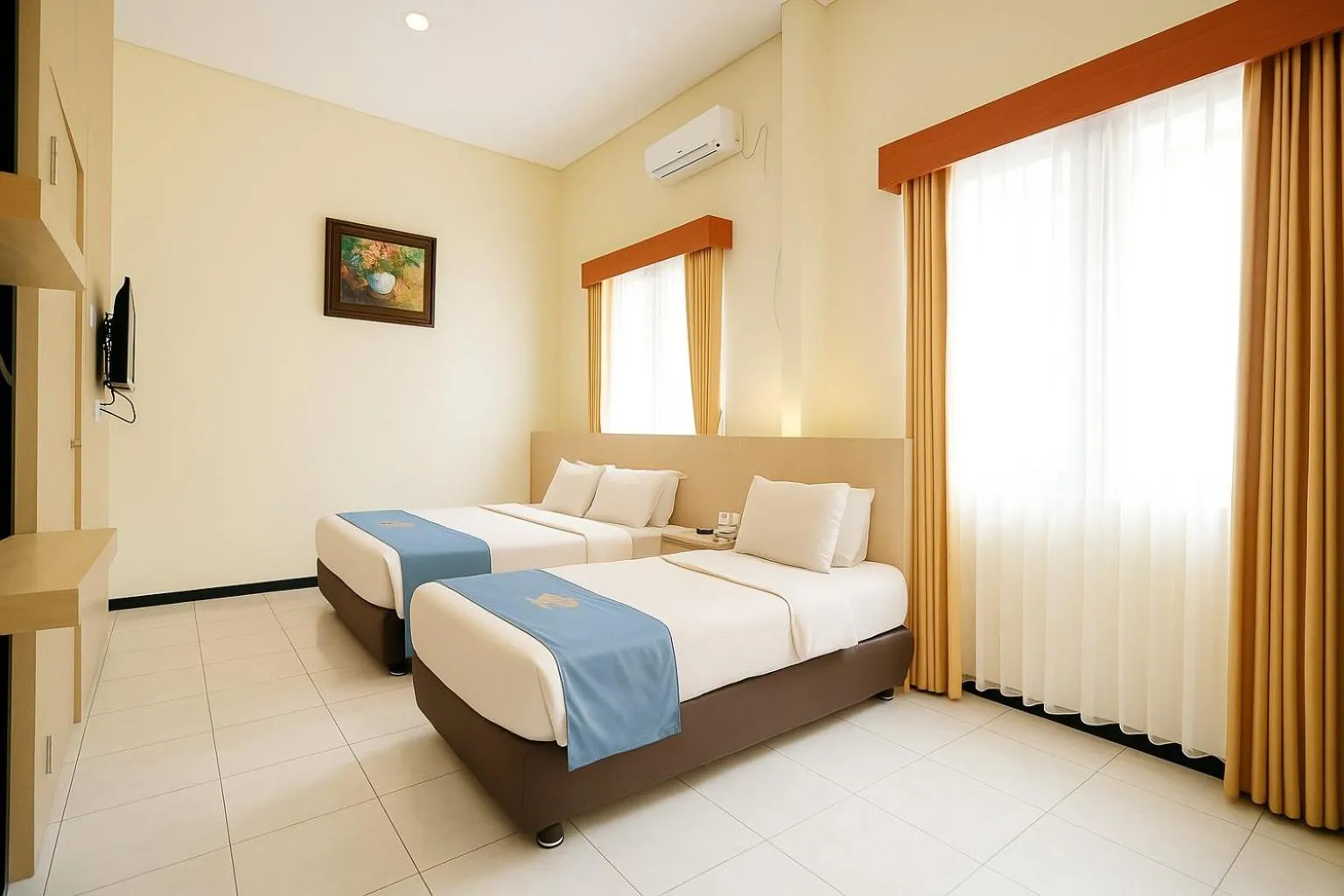 Bed in Ciptaningati Culture Hotel Batu