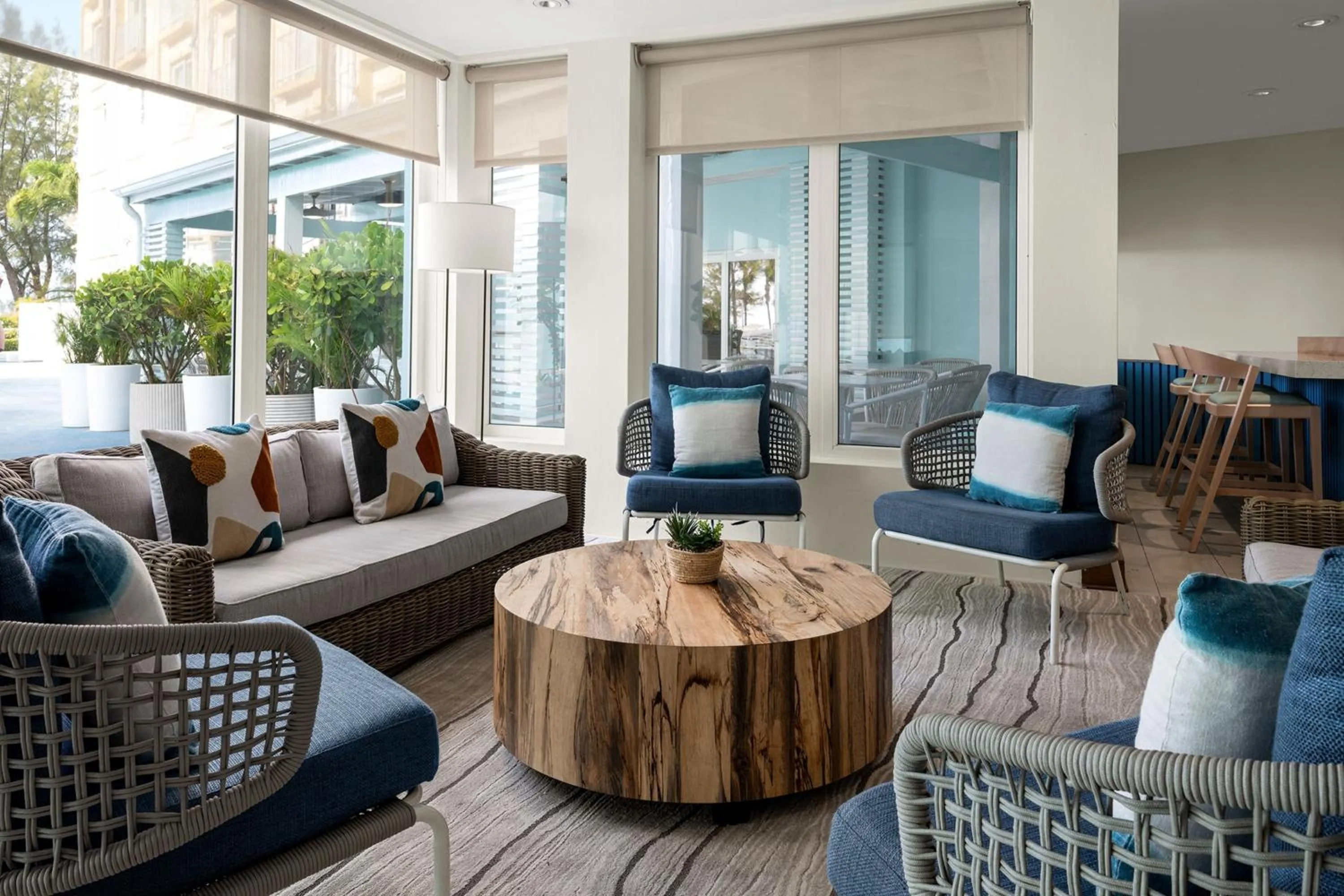 Lobby or reception in Courtyard by Marriott Nassau Downtown/Junkanoo Beach