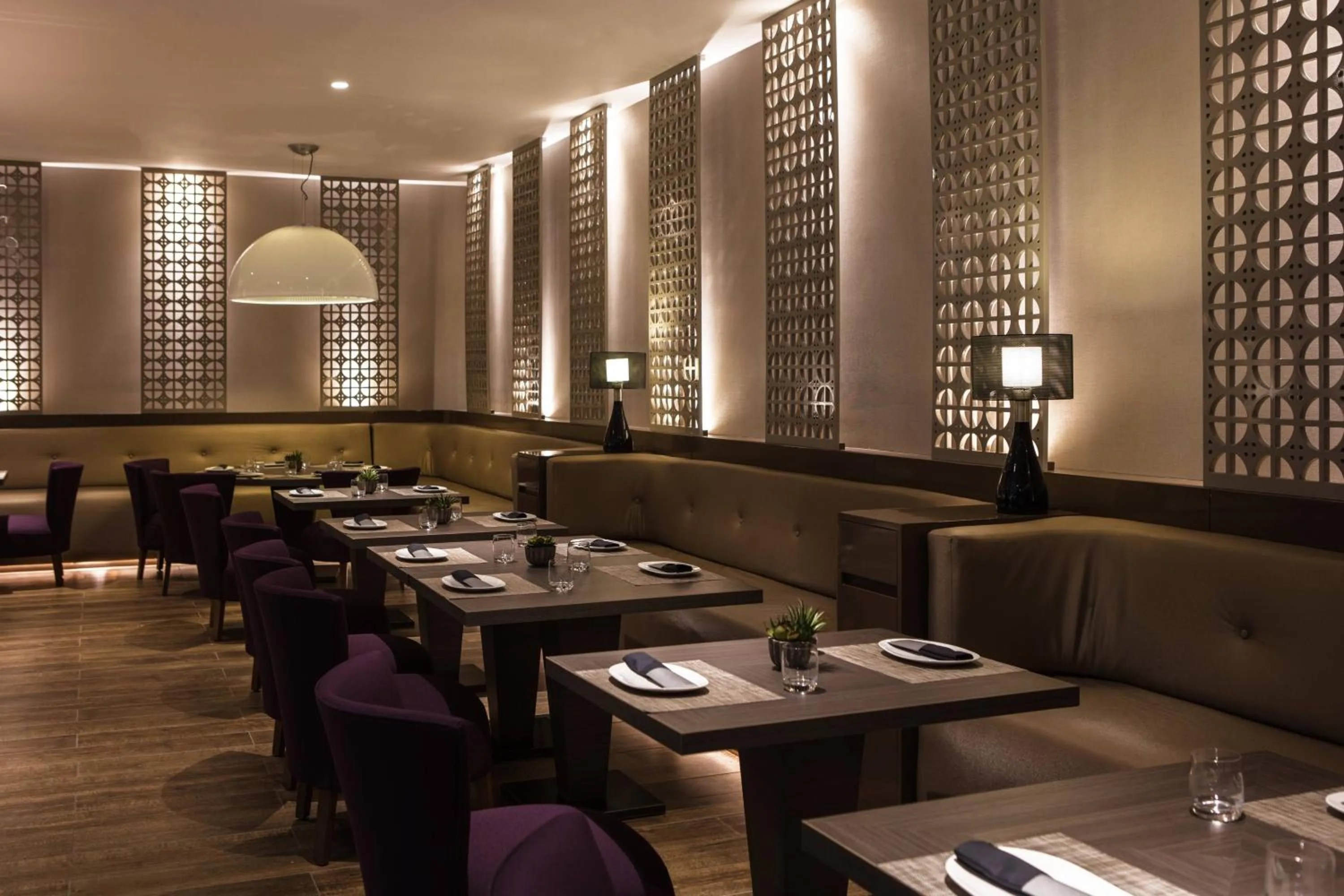 Lounge or bar in AC Hotel by Marriott Panama City