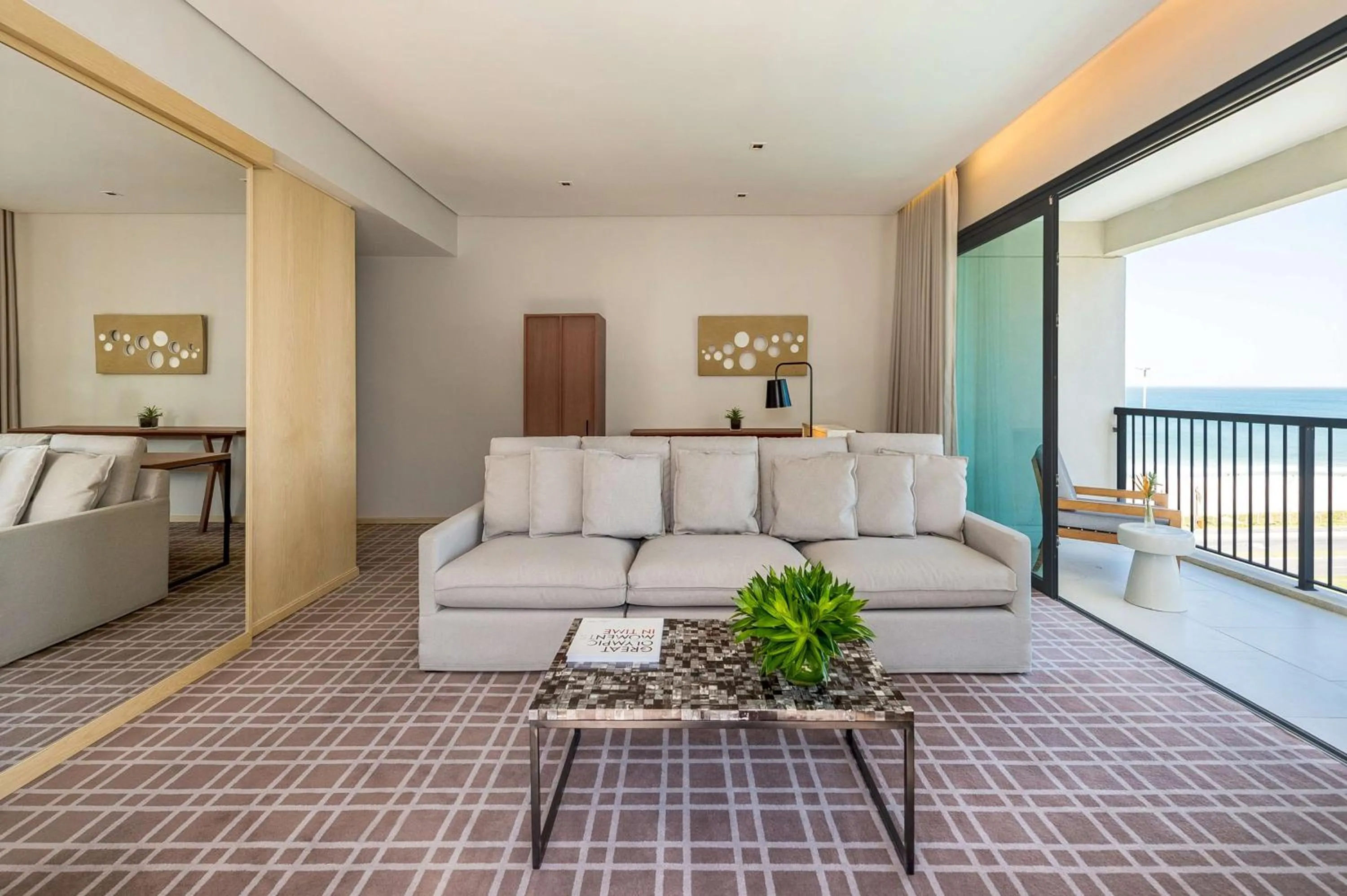 Photo of the whole room in Grand Hyatt Rio de Janeiro